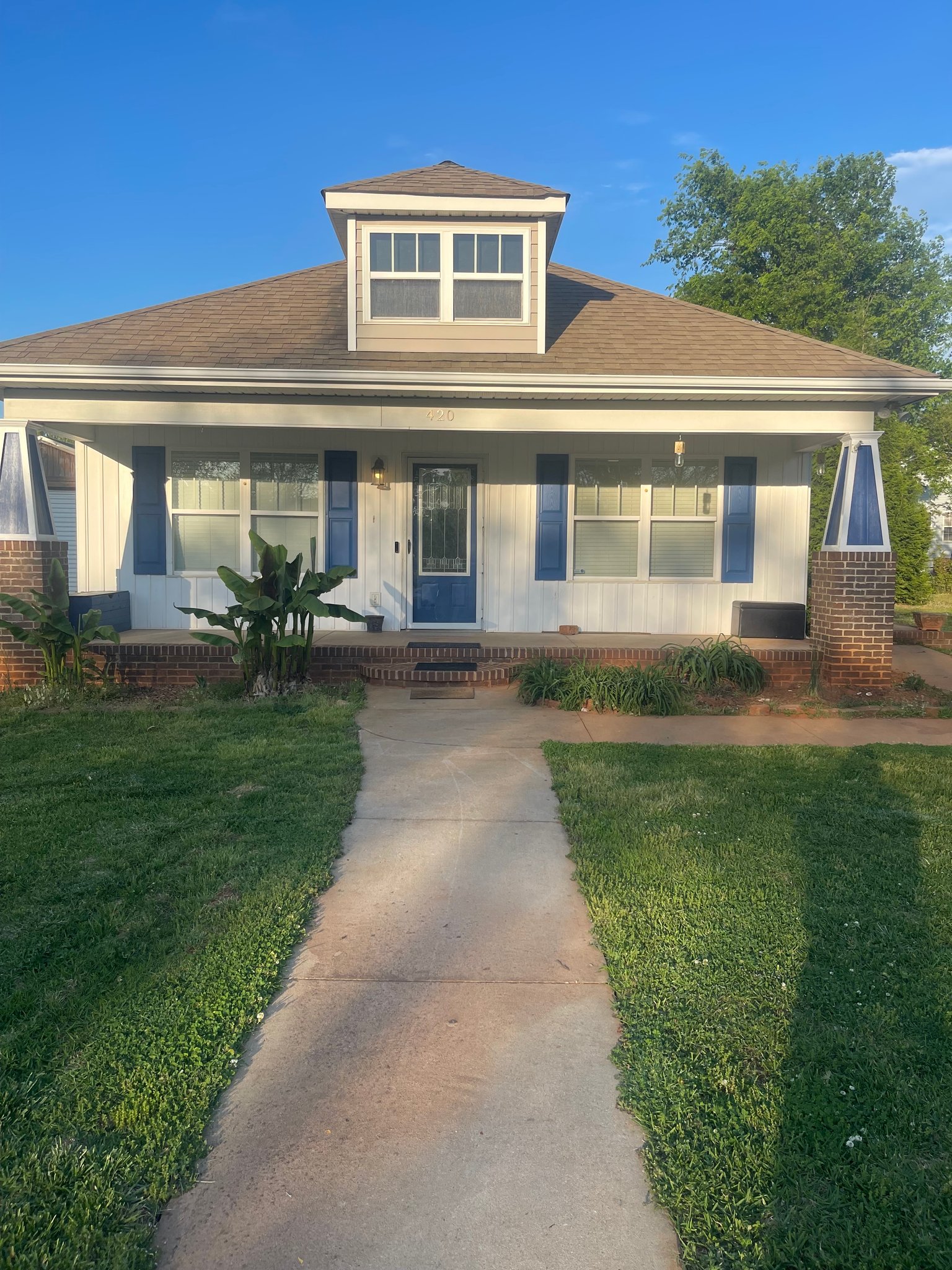 Greenville House: 420 Oconner Ct