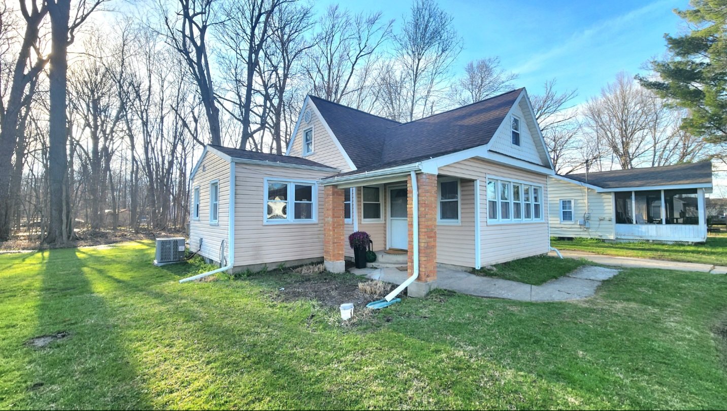 Burton House: 1036 Forest Ave