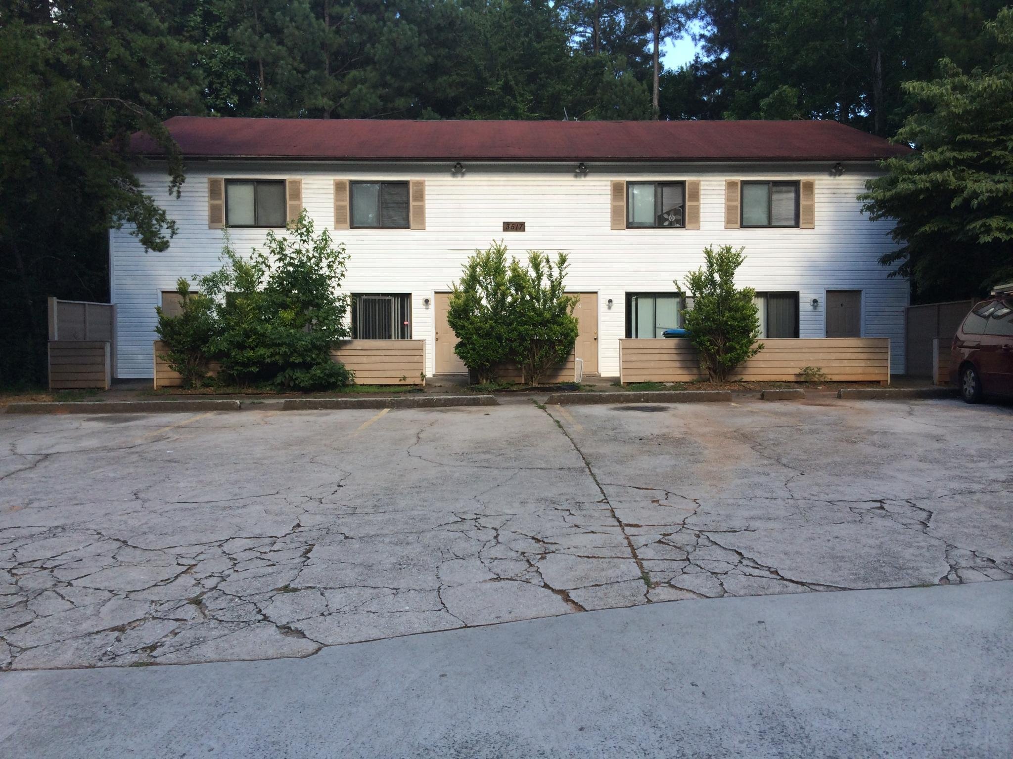 Peachtree Corners Townhome: 3517 Peachtree Corners Cir