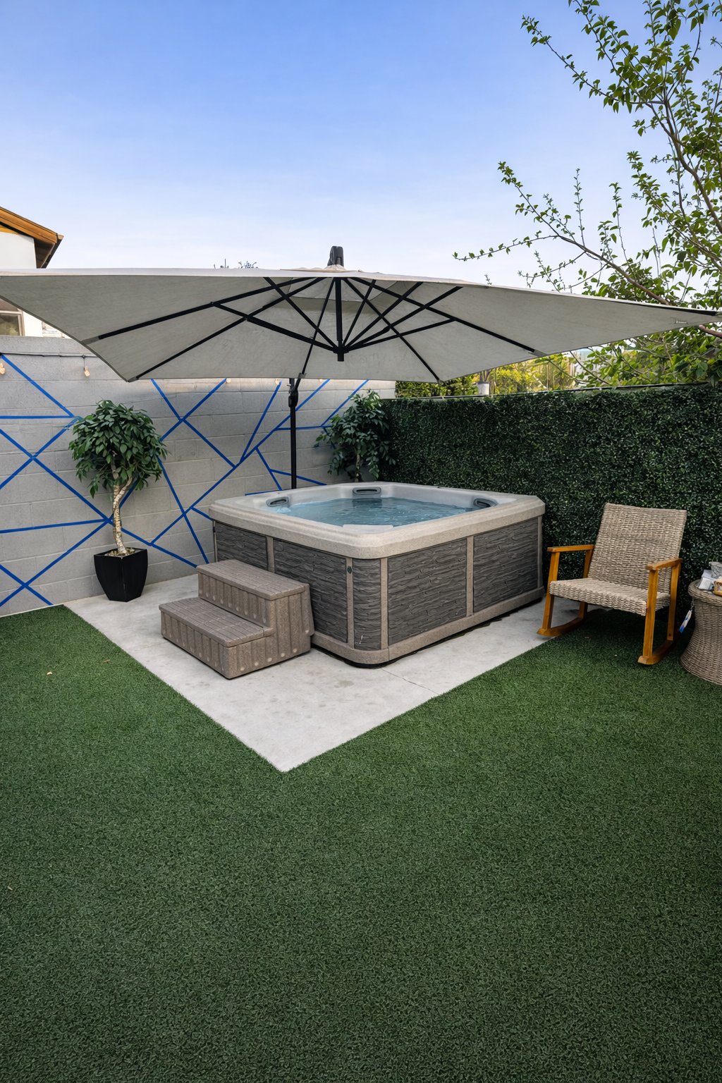 North Hollywood House: 7834 beck Ave