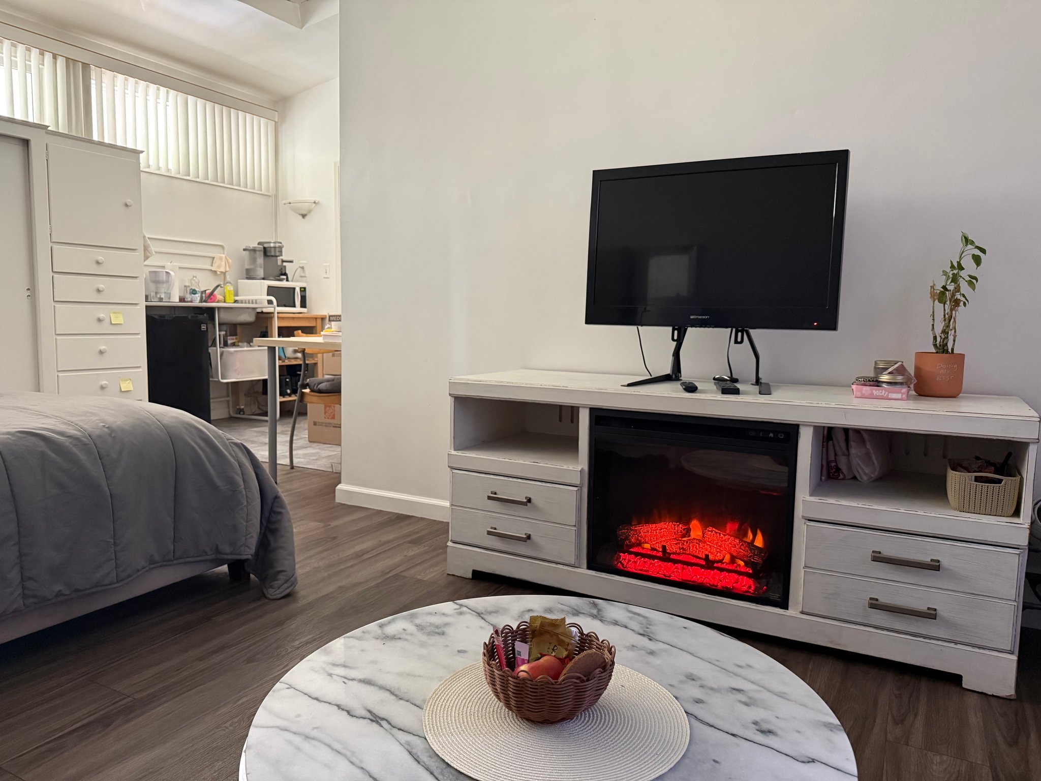 Whittier House: 9918 Mollyknoll Ave