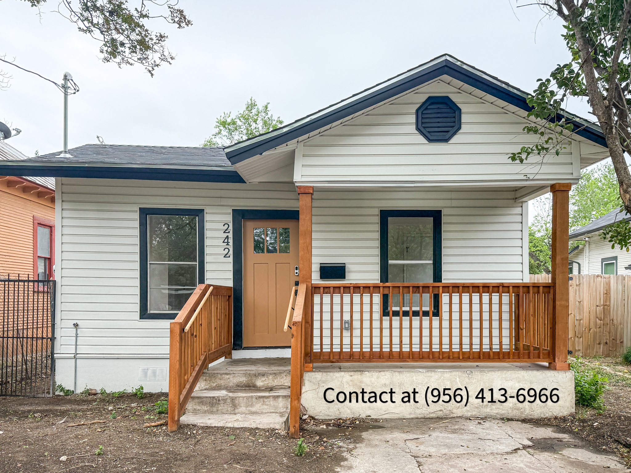 San Antonio House: 242 vine st