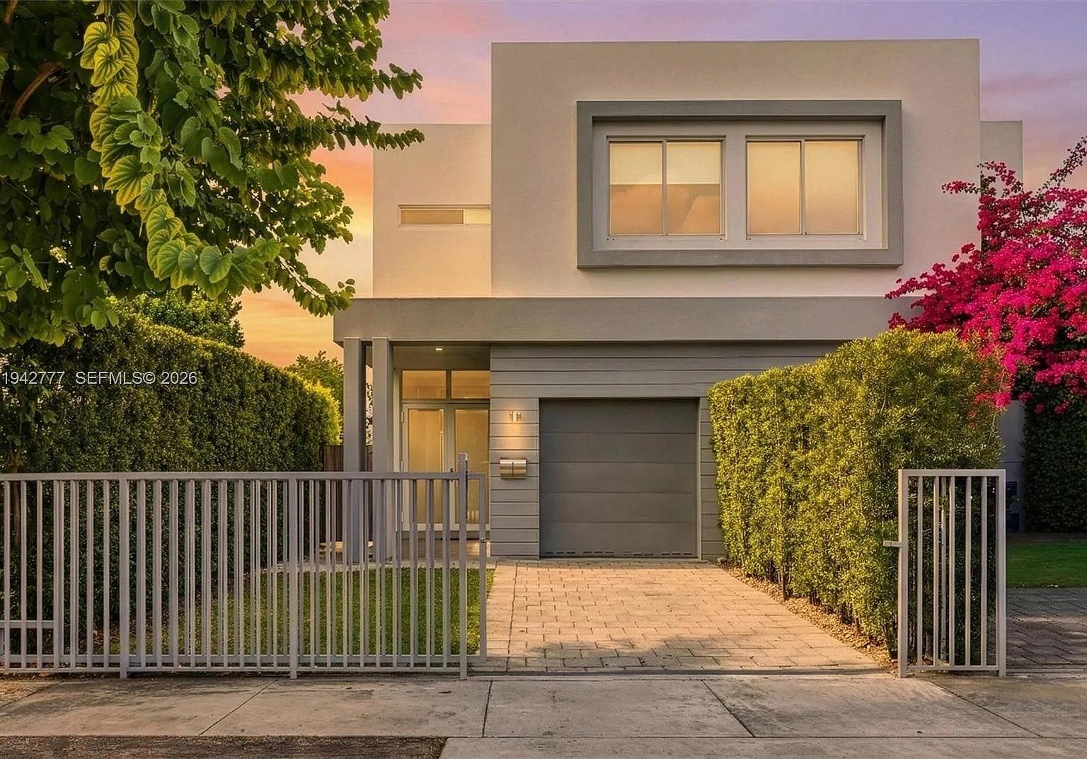 Miami Townhome: 2852 SW 32nd Ct