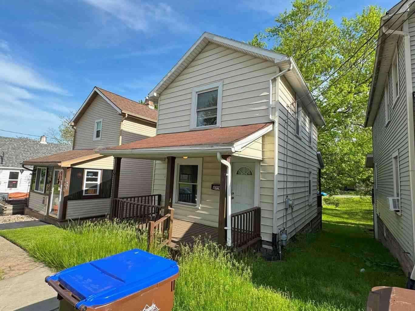 Sharon House: 435 Watson St