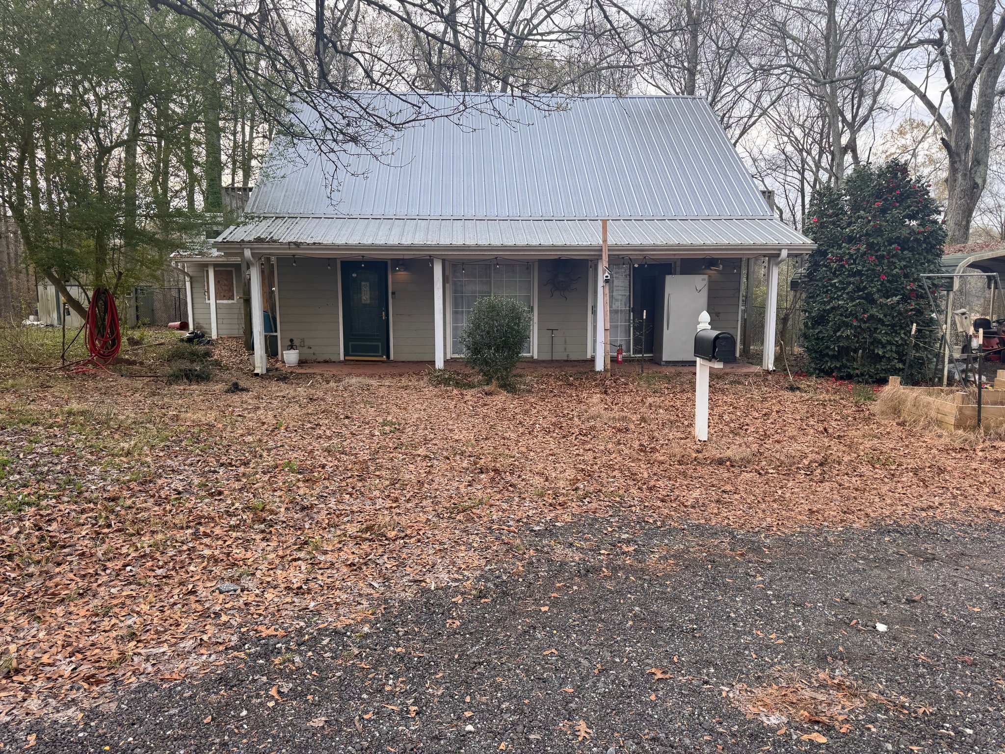 Anderson House: 1700 Harris Bridge Rd