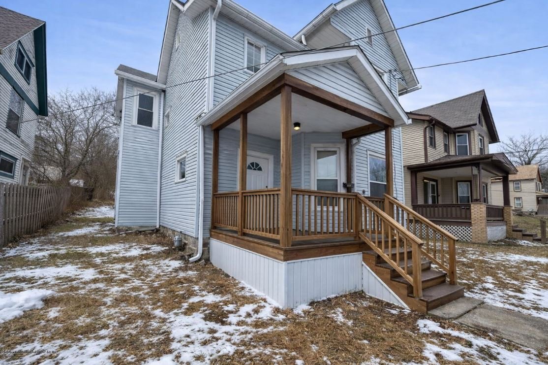 Sharon House: 308 Logan Ave