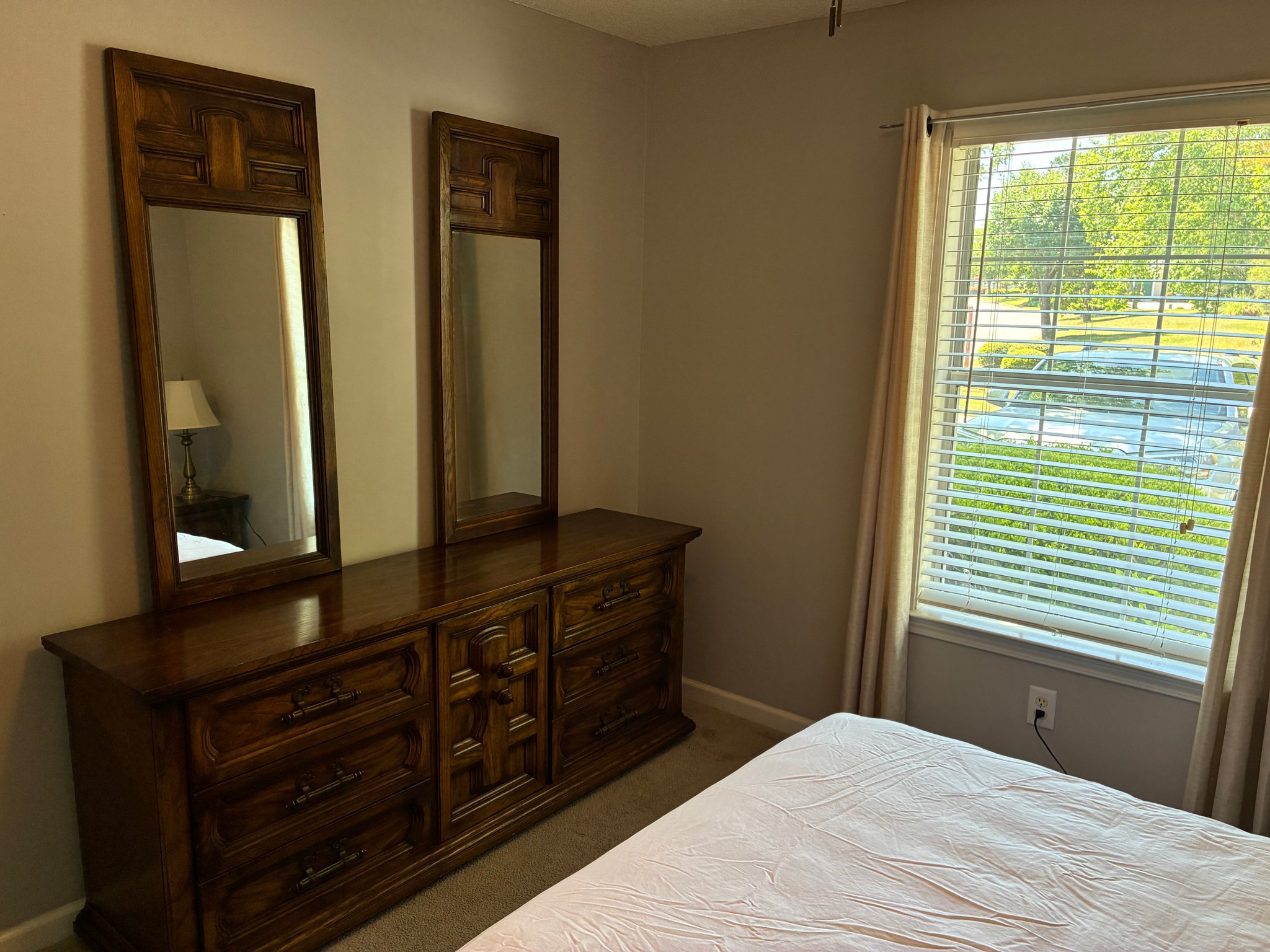 Columbia Townhome: 2 Guilford Green Ct