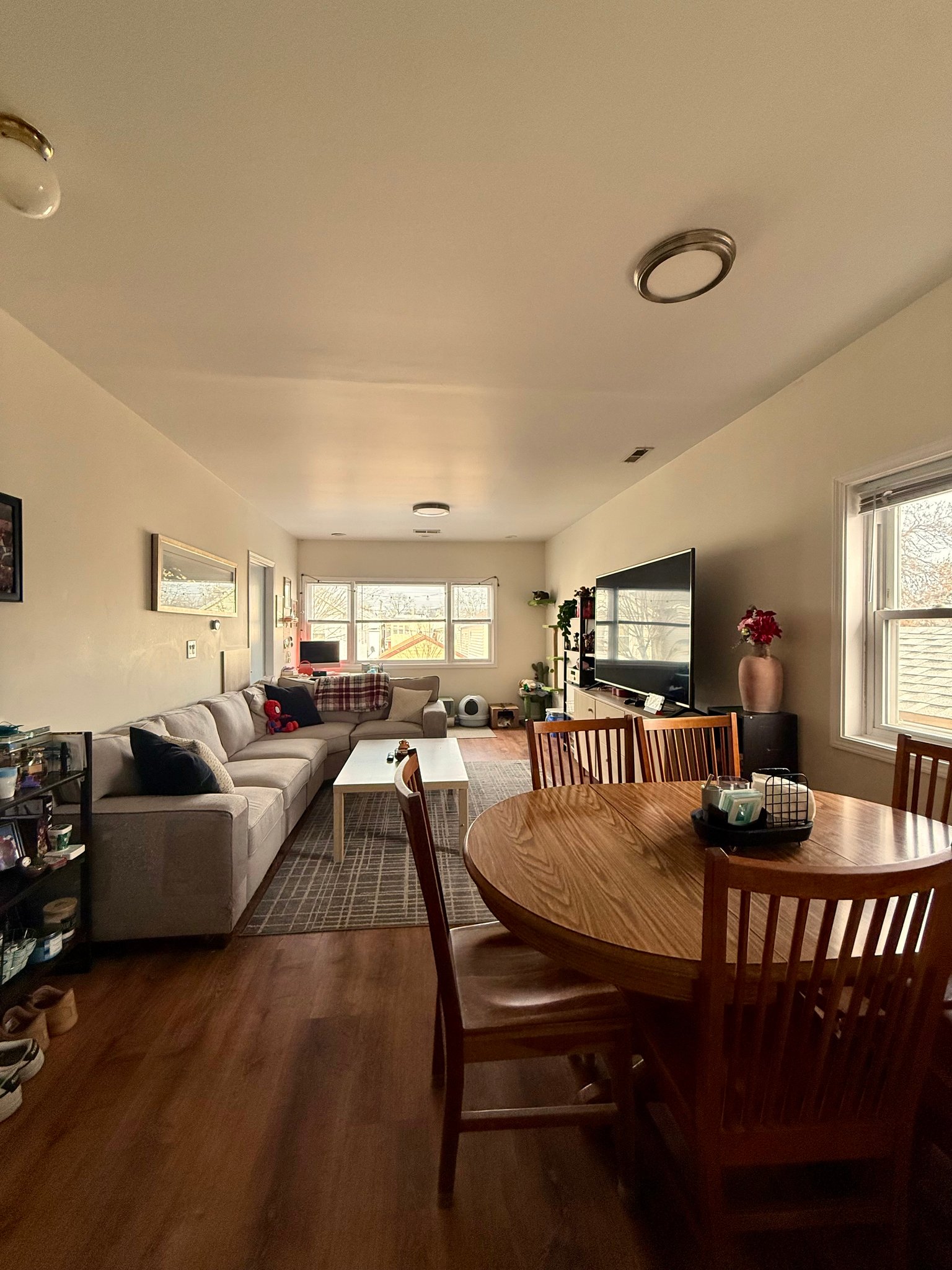 Chicago Condo: 2958 S Throop St