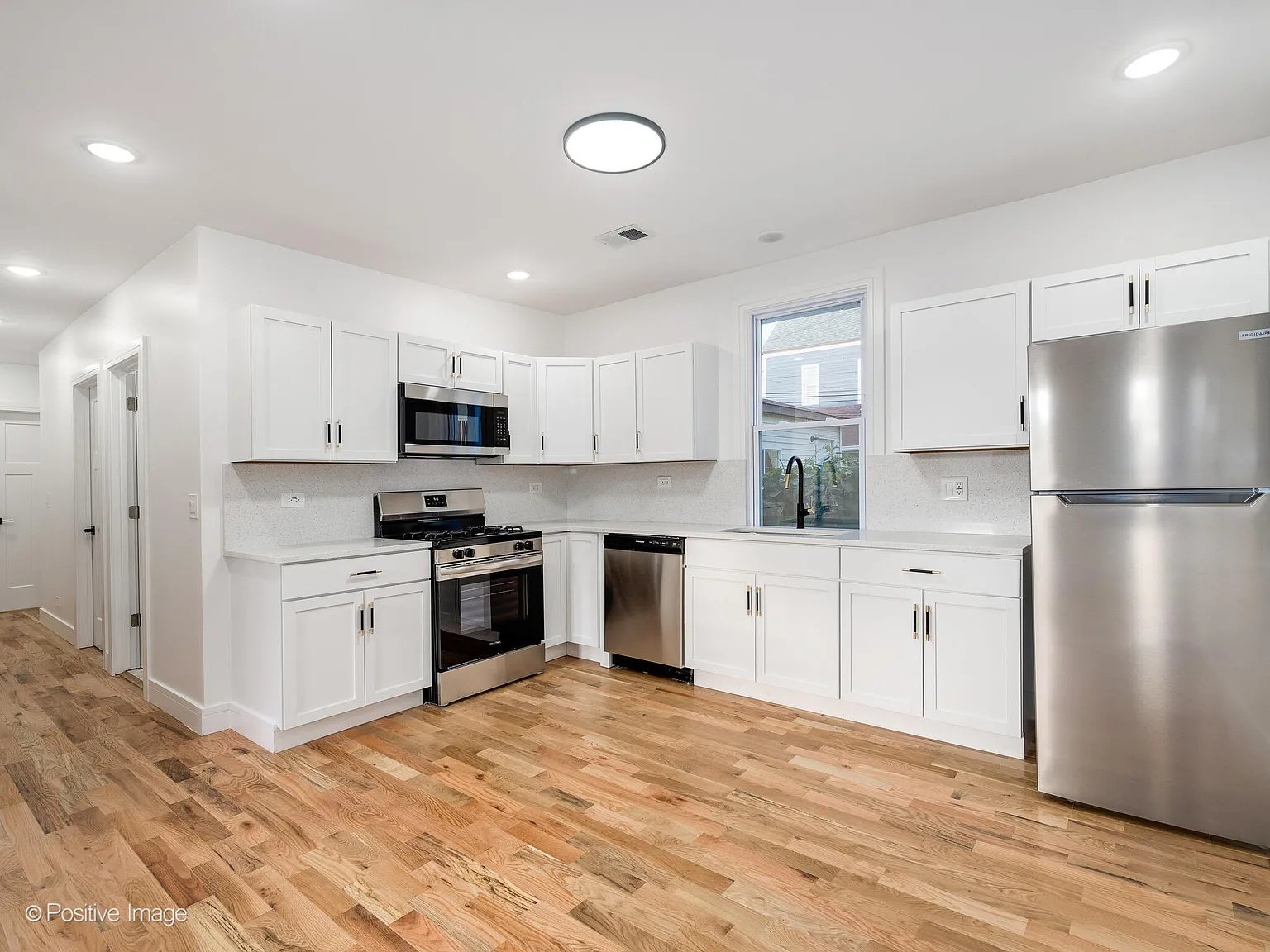 Chicago Condo: 3016 W. 40th Street