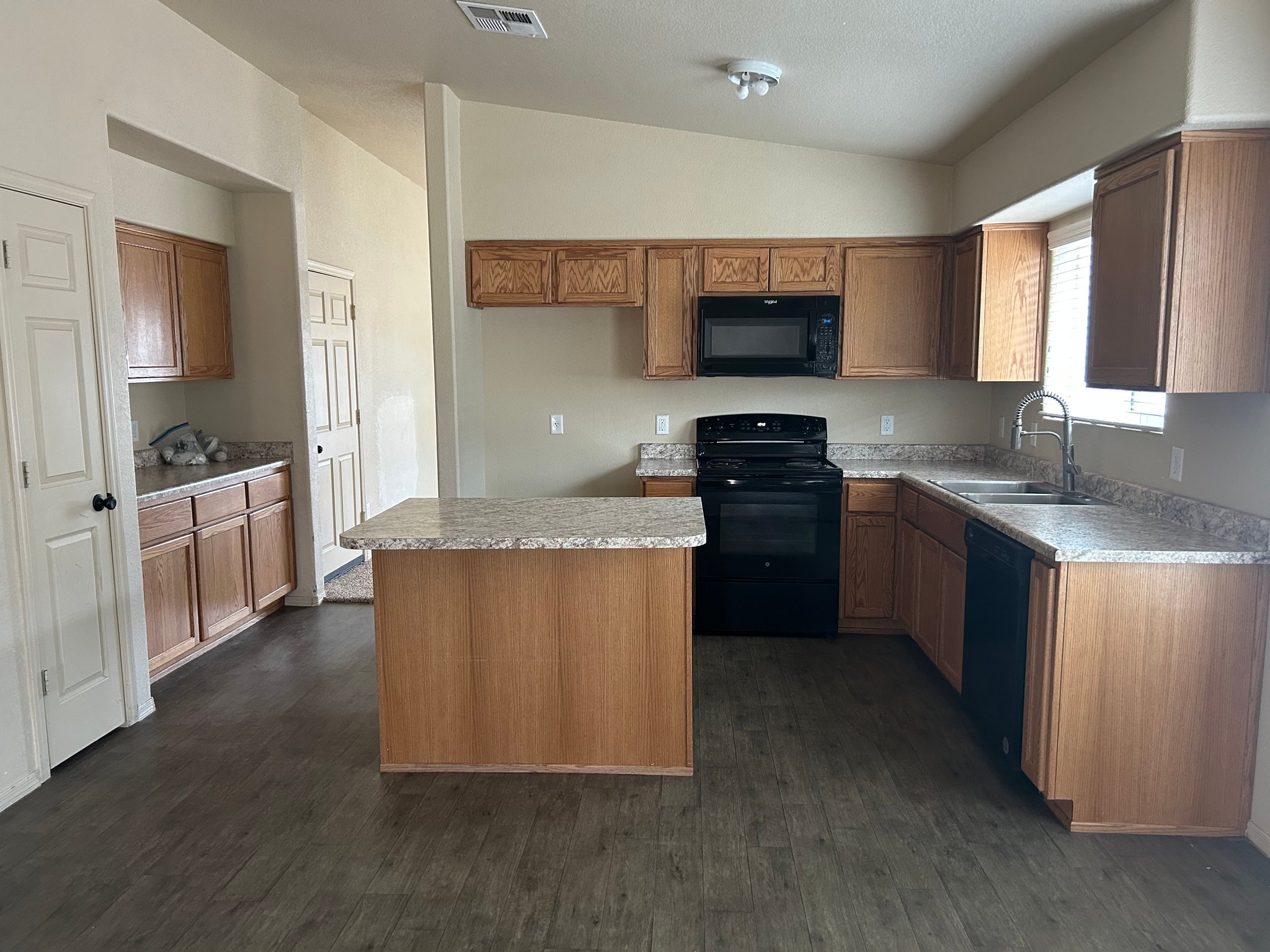 Yuma House: 7826 E 44th Place