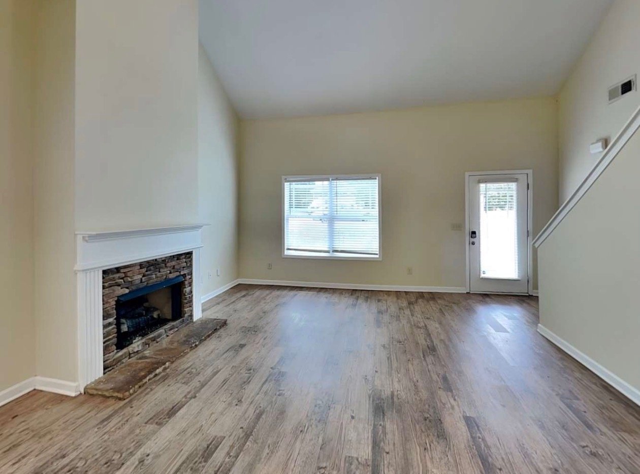 Douglasville House: 9120 Brookbend Dr