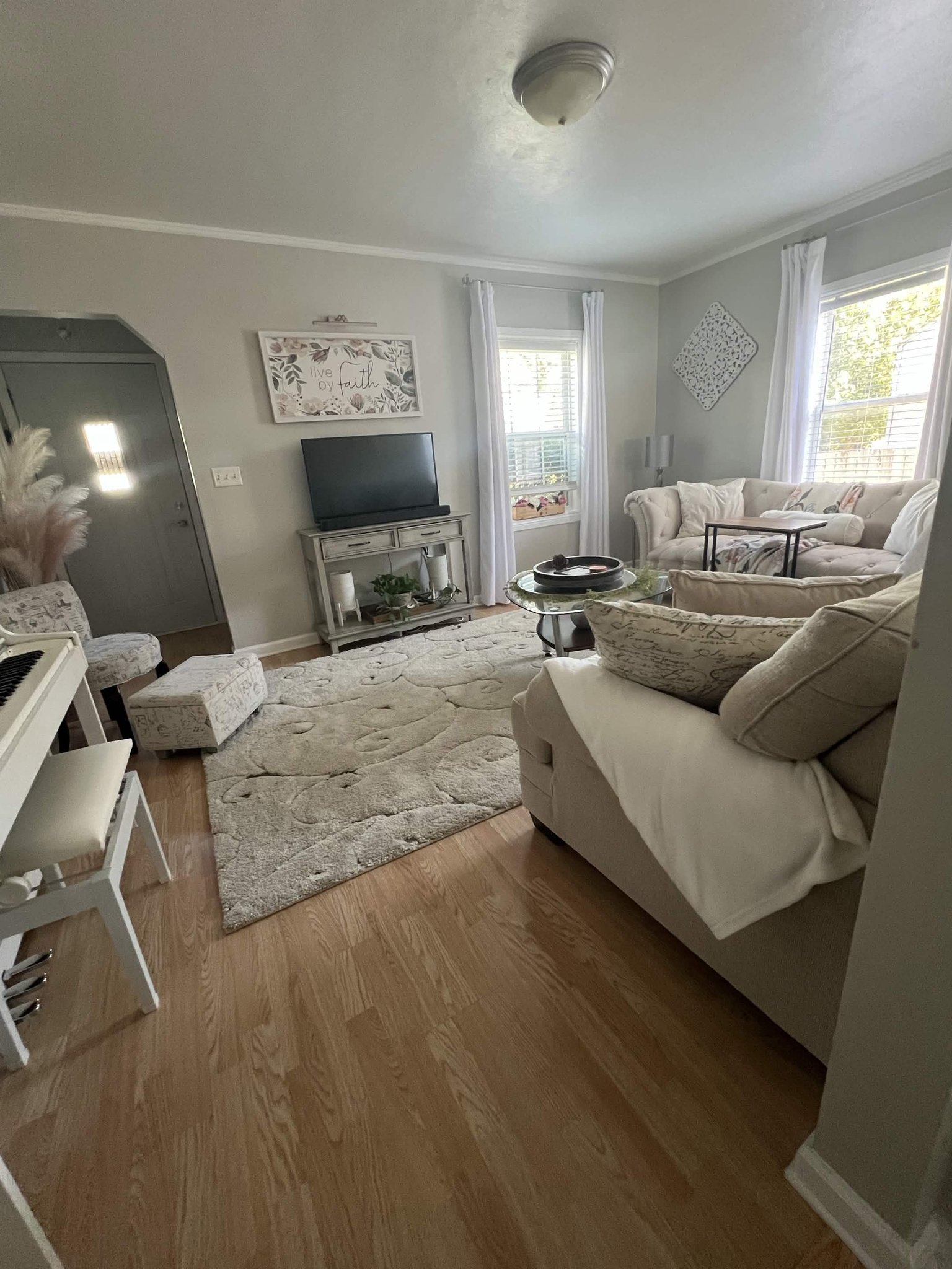 Des Moines House: 5726 Lincoln Ave