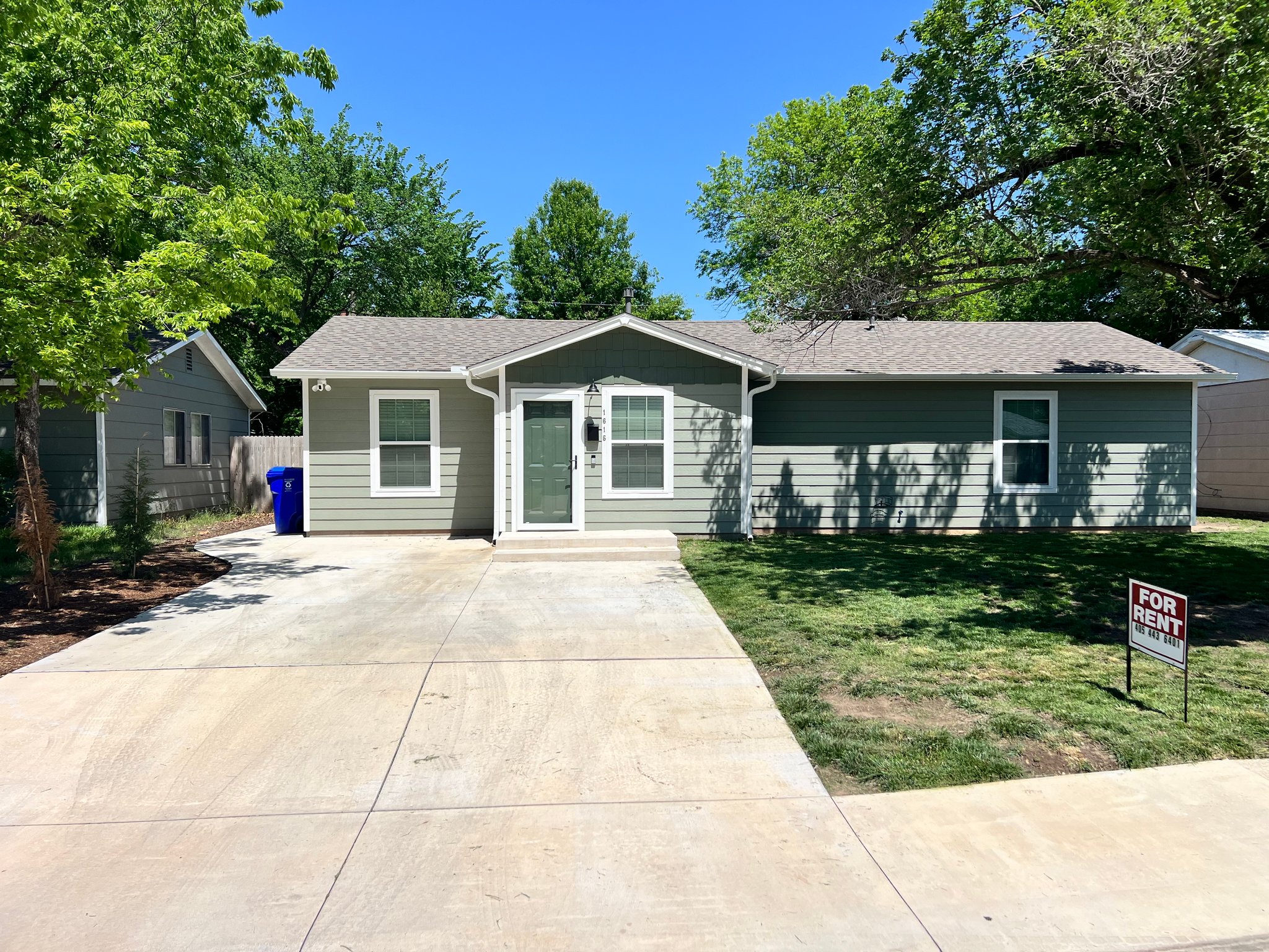 Norman House: 1615 Iowa Street