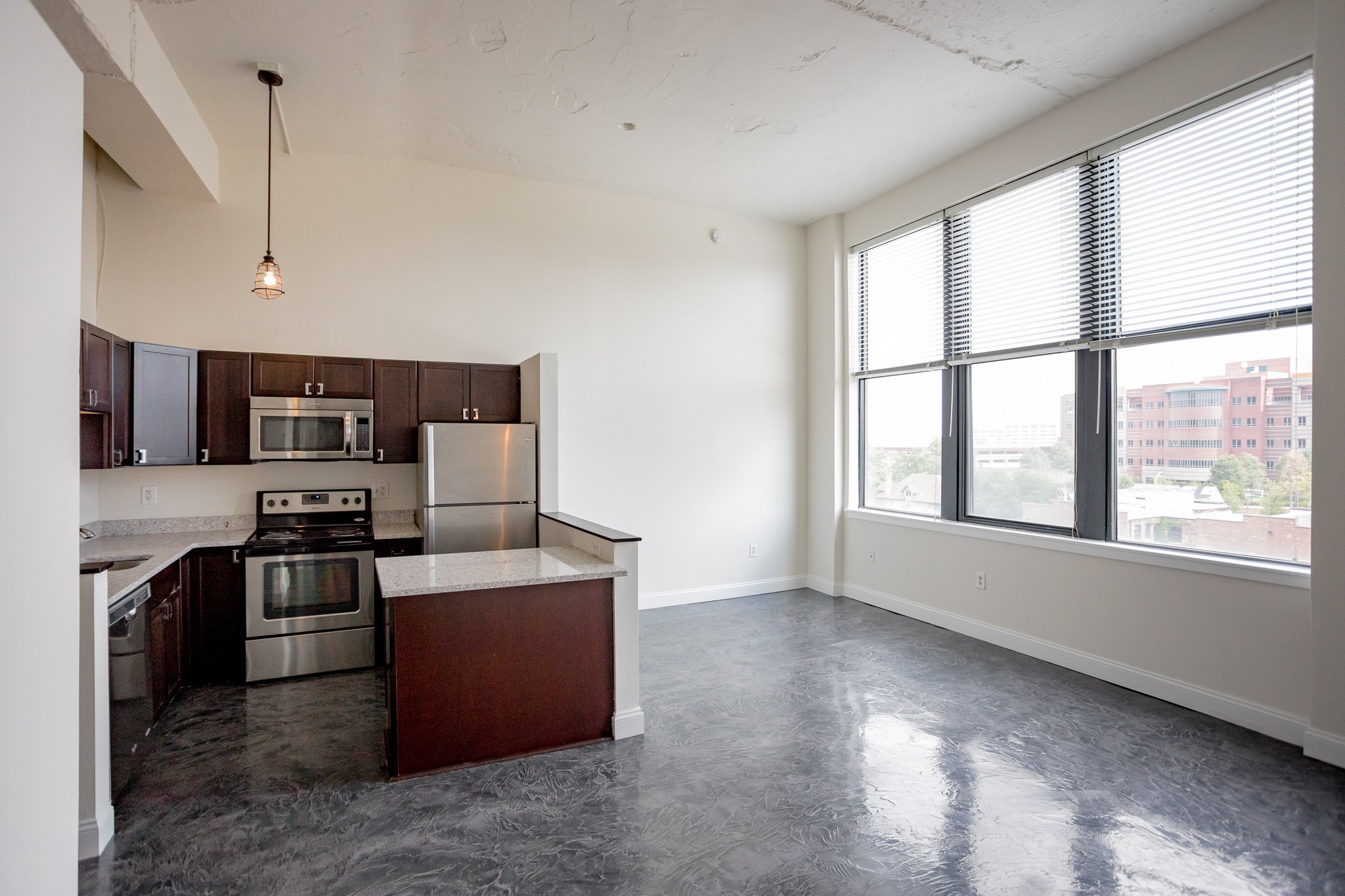Detroit Apartment: 4600 Woodward