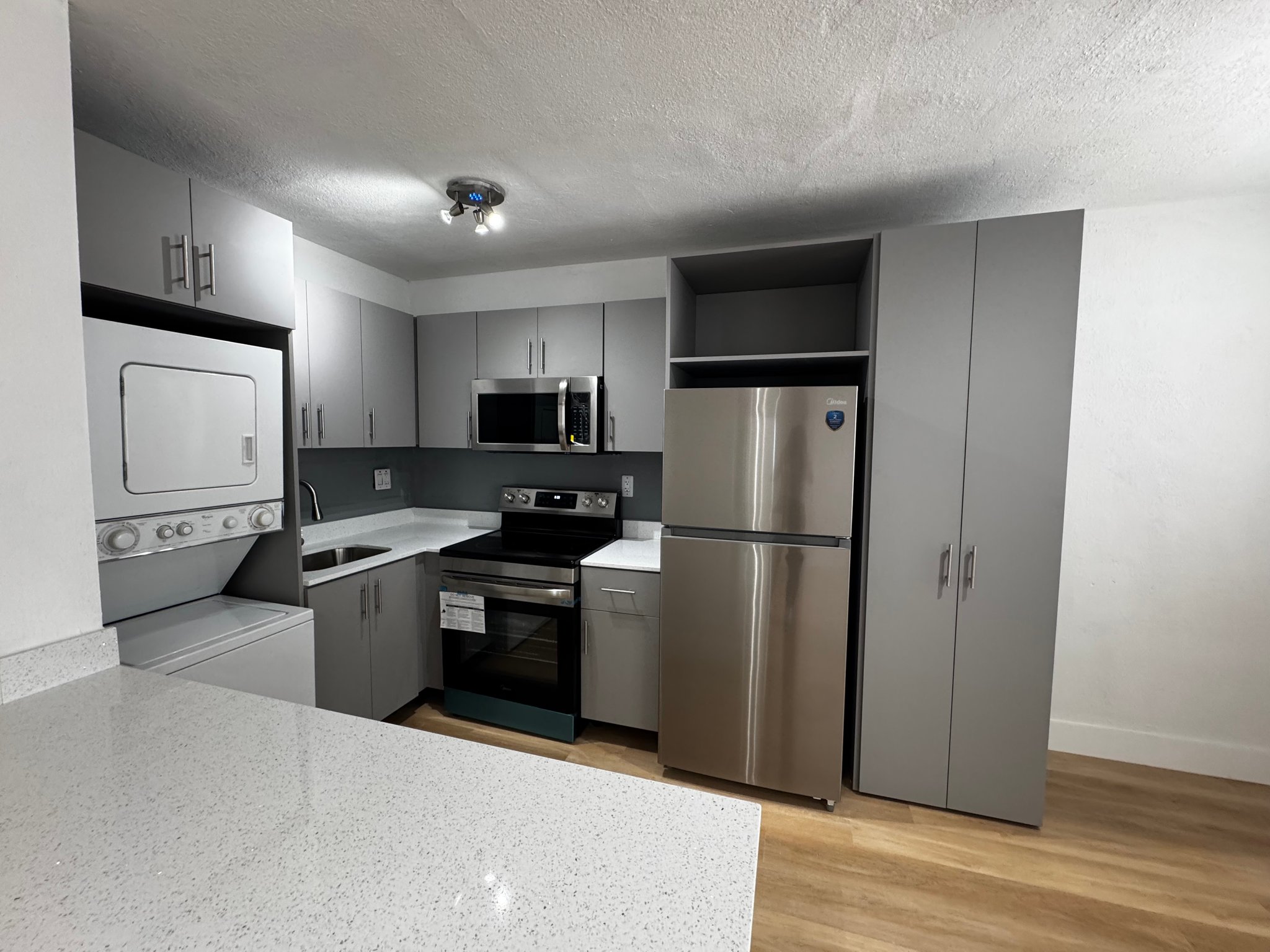 Miami Beach Apartment: 7928 Harding Ave