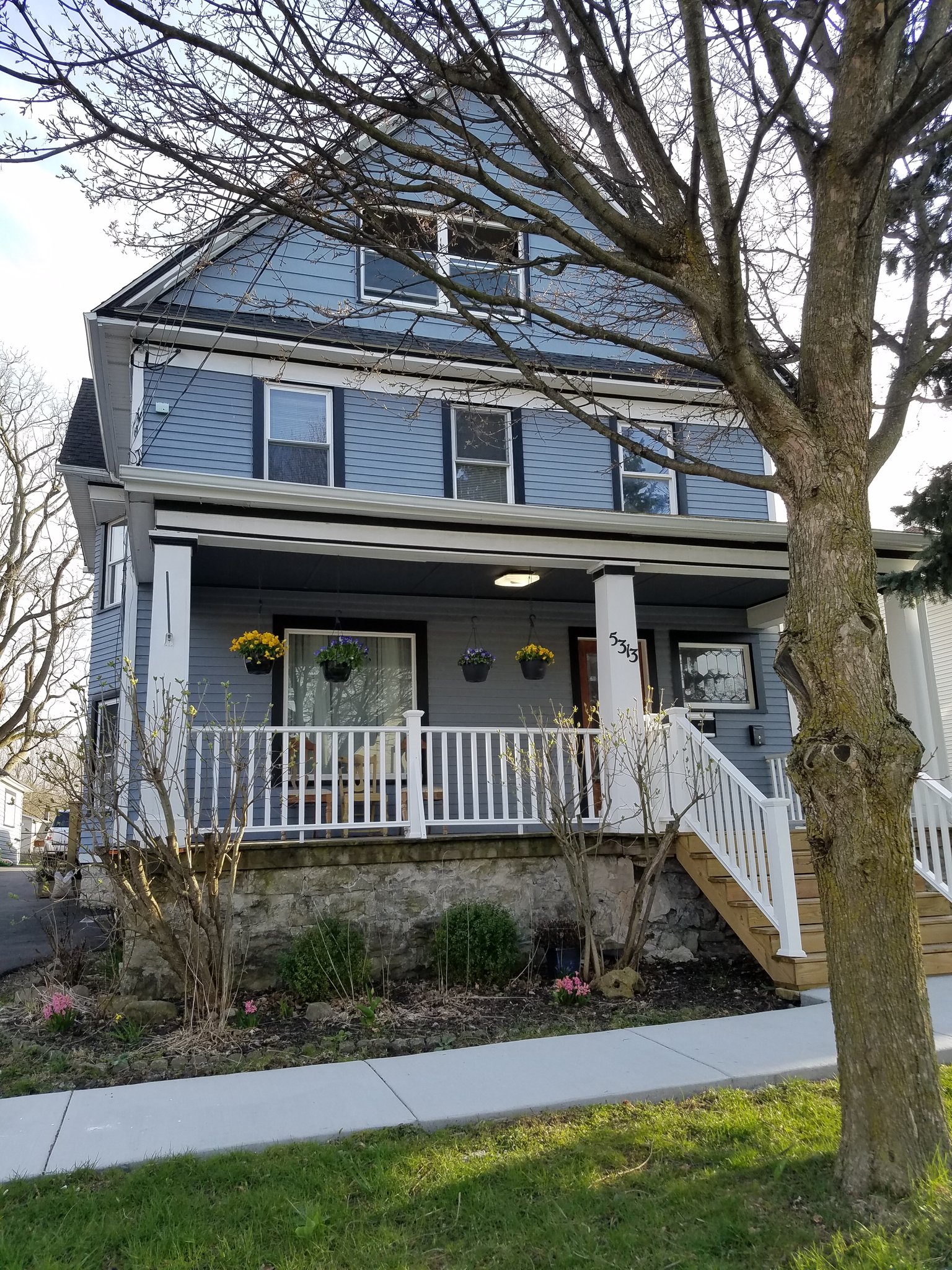 Lancaster Multiplex: 5313 Broadway