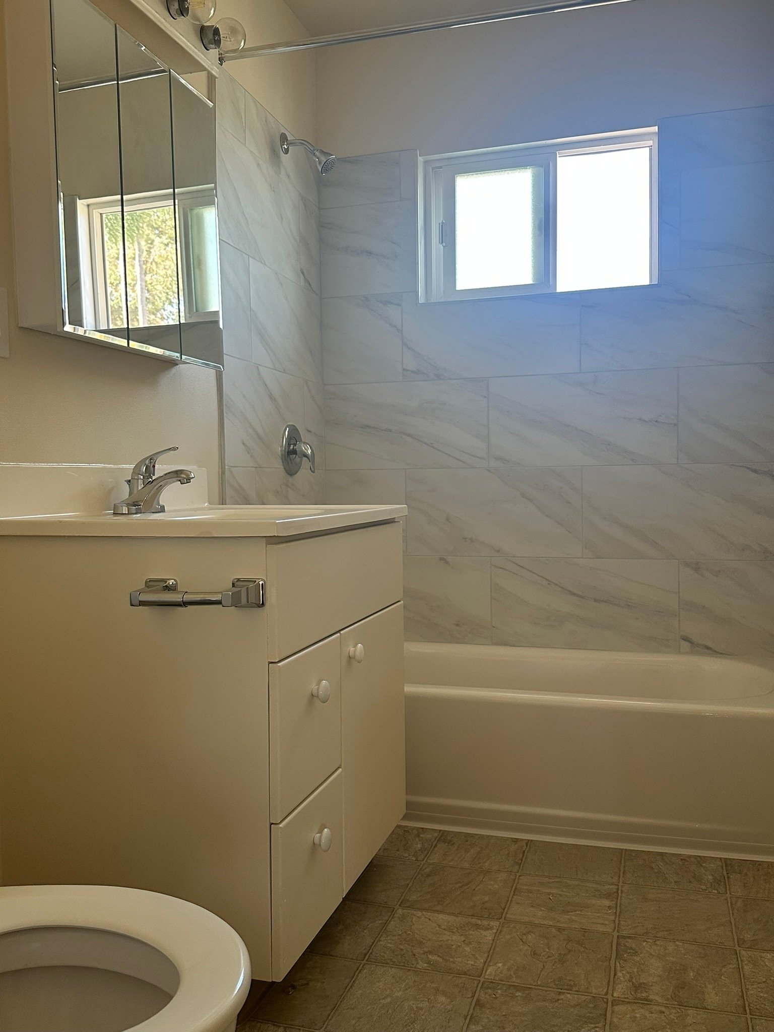 Azusa Apartment: 1181 E. Hollyvale Street