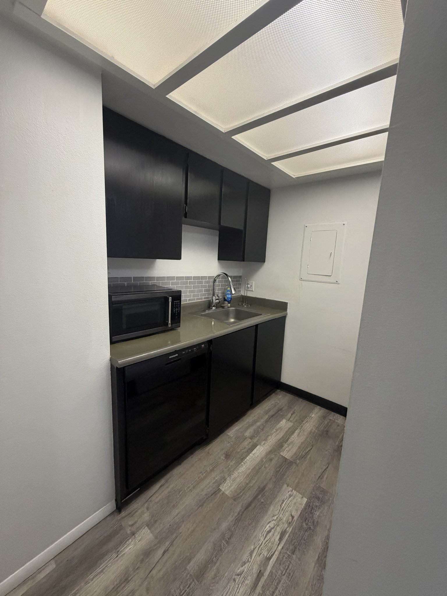 Anchorage Townhome: 4620 Reka Dr