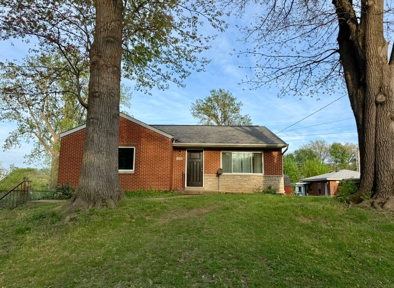 Saint Louis House: 7602 Elton St