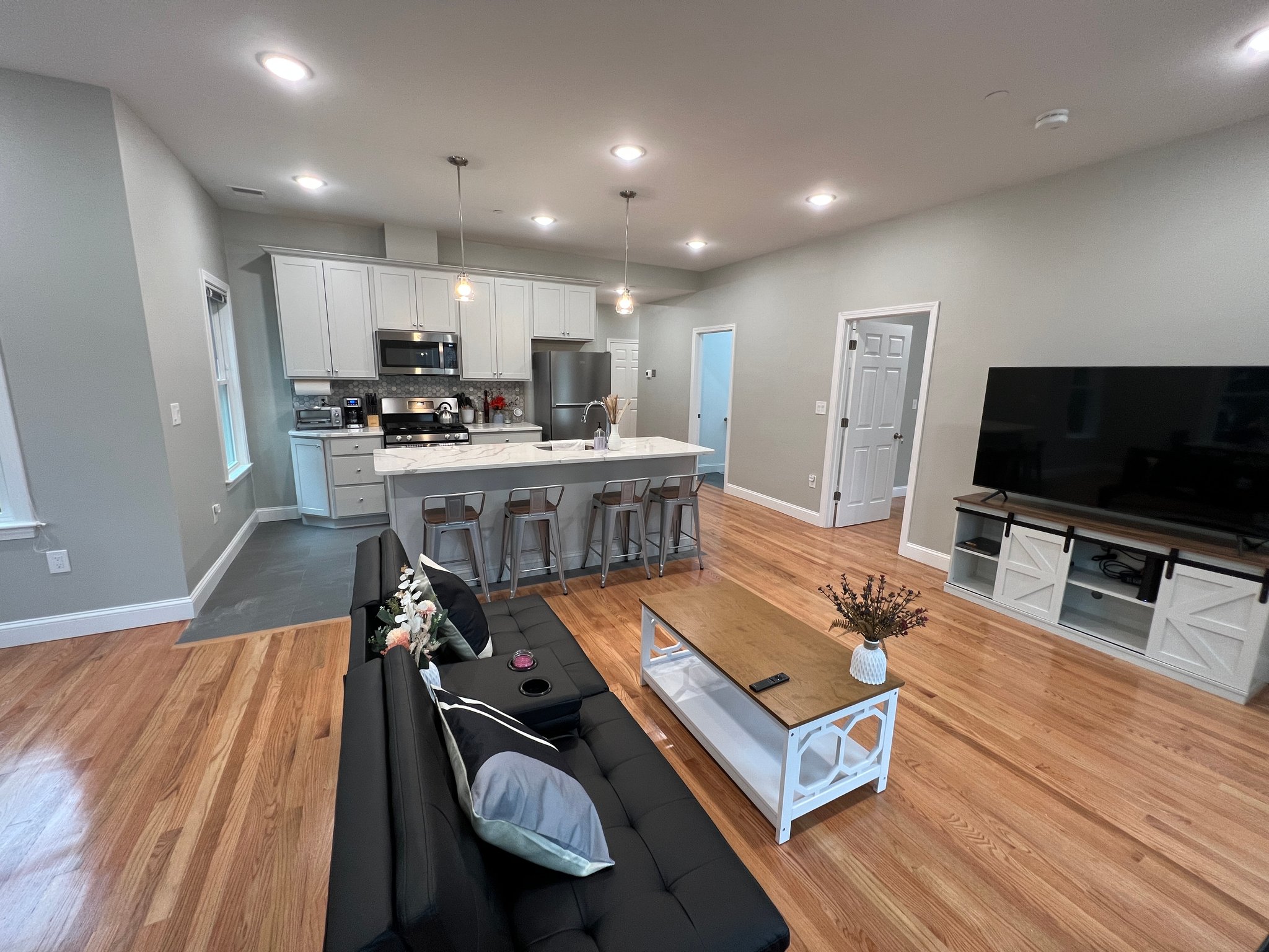 Brookline Apartment: 14-16 Hamilton Road