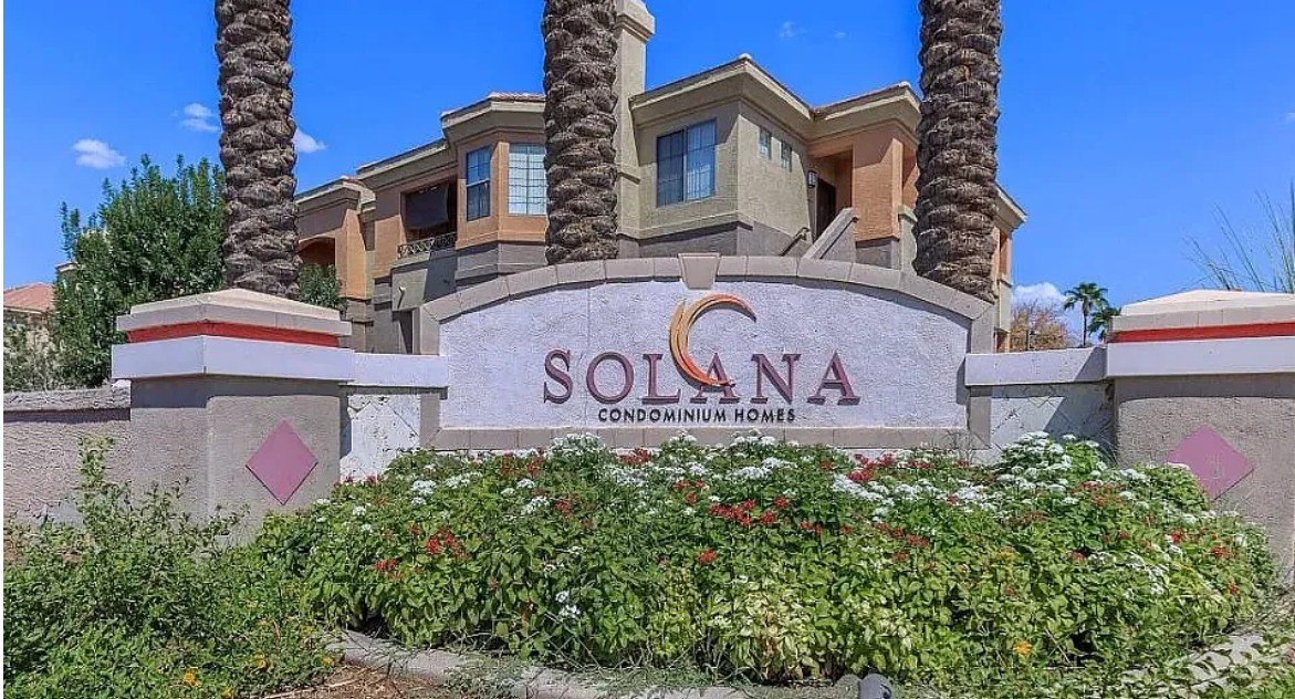 Mesa Condo: 1941 S Pierpont Dr