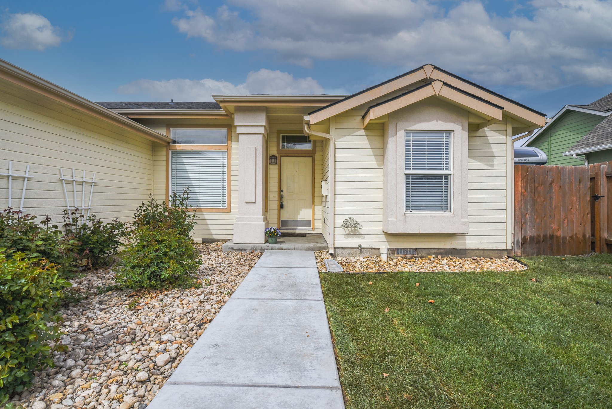 Boise House: 7622 W Bright Star St