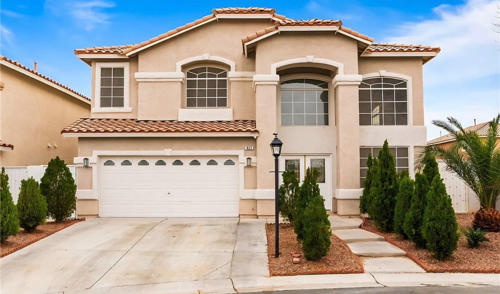 Lebanon House: 215 Conger Drive