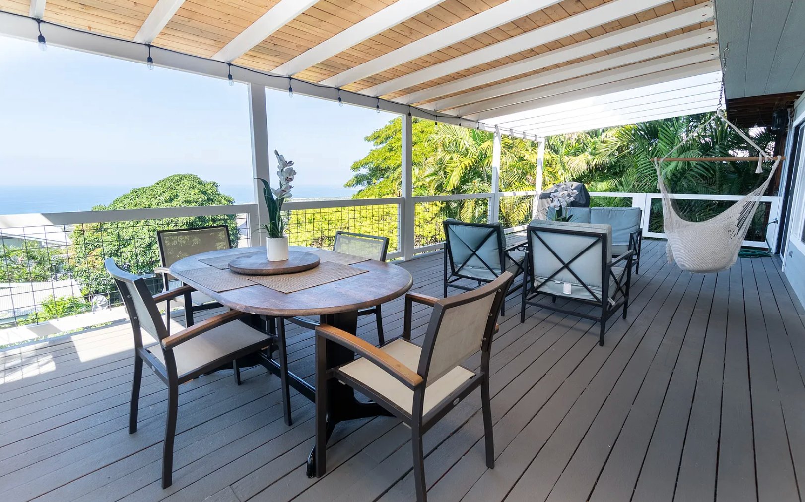 Kailua Kona Multiplex: 77-6452 Leilani St.