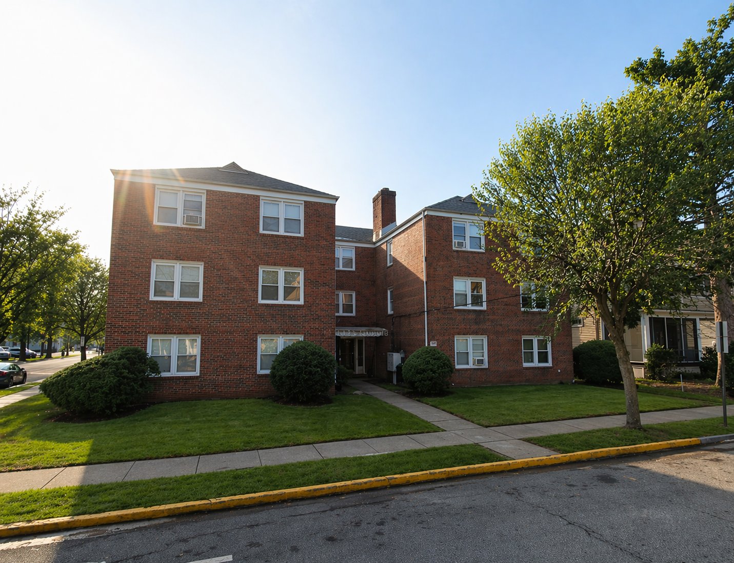 Bloomfield Apartment: 34 Park Ave