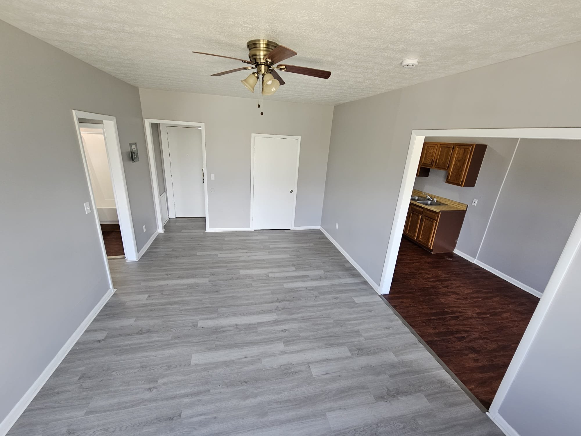 Cleveland Apartment: 392 East 147th St