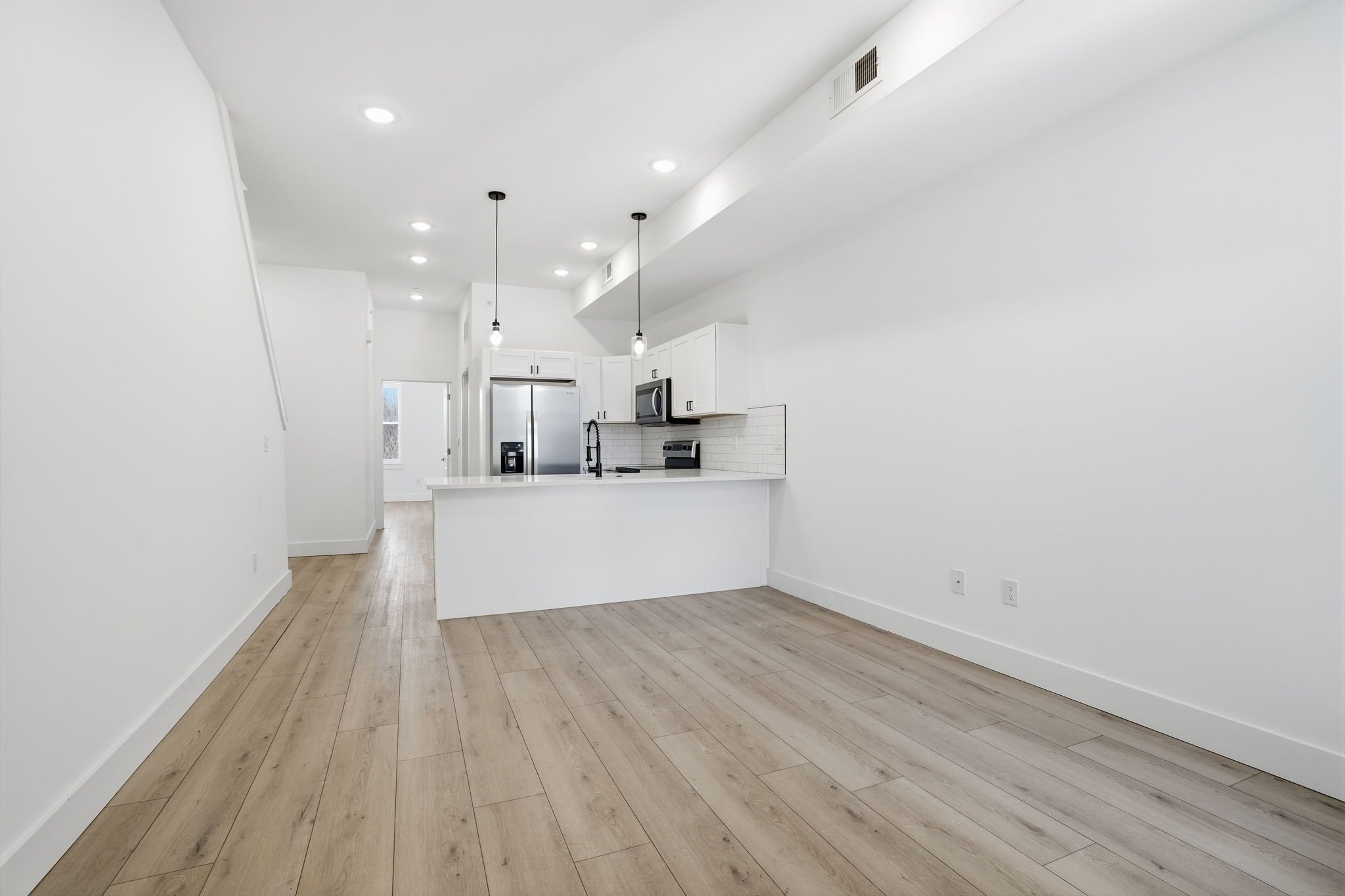 Philadelphia Apartment: 147-149 N Gross Street