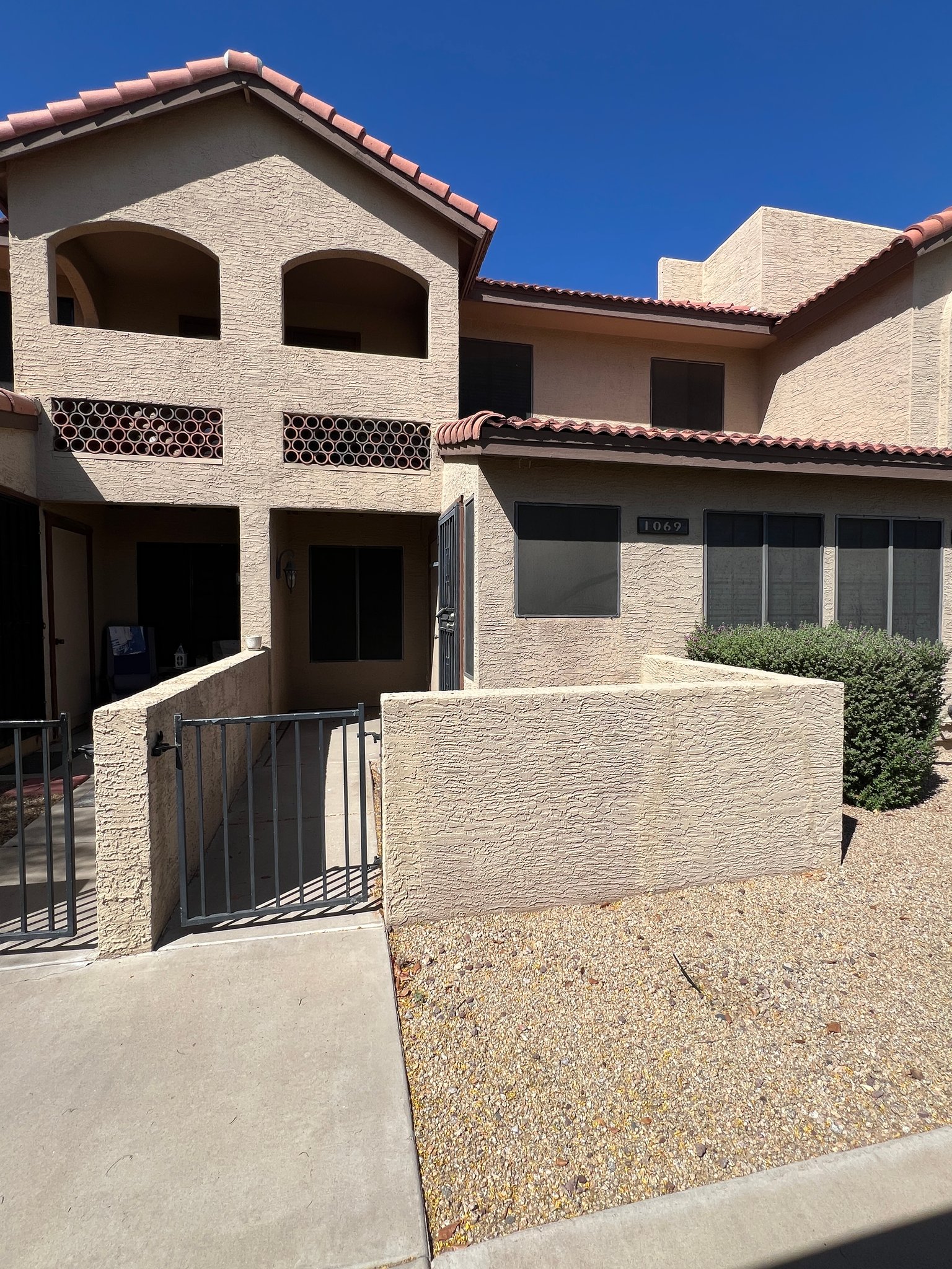 Scottsdale Townhome: 8625 E Belleview Place
