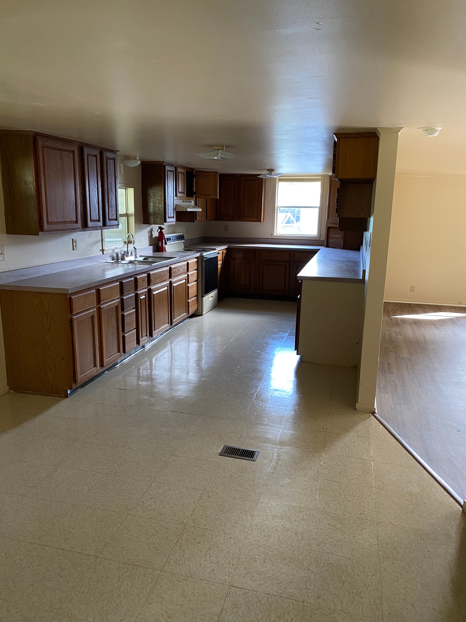 Zephyrhills Other: 36517 Sunshine Rd