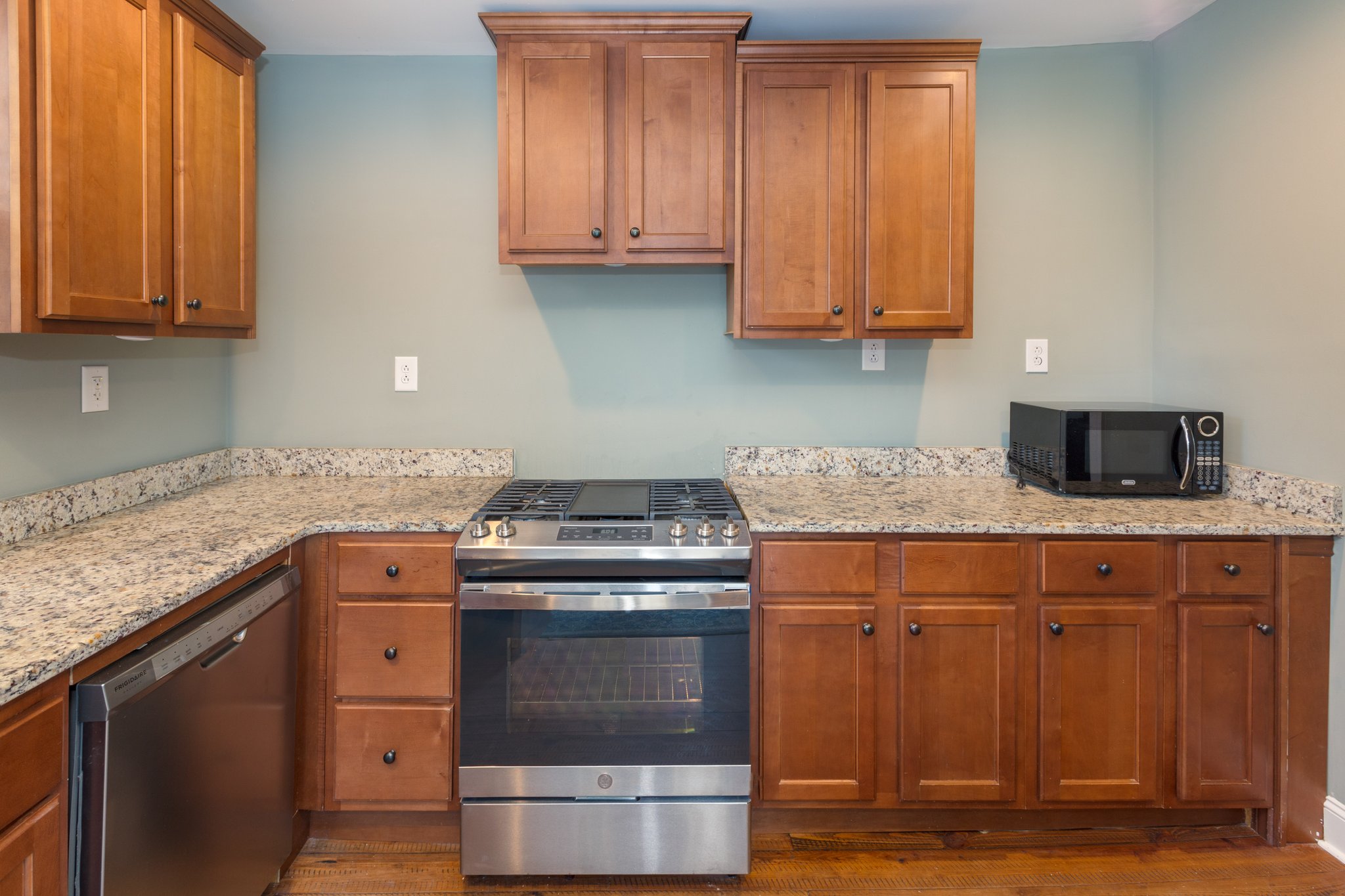 Charleston Multiplex: 13 Elizabeth St Unit B