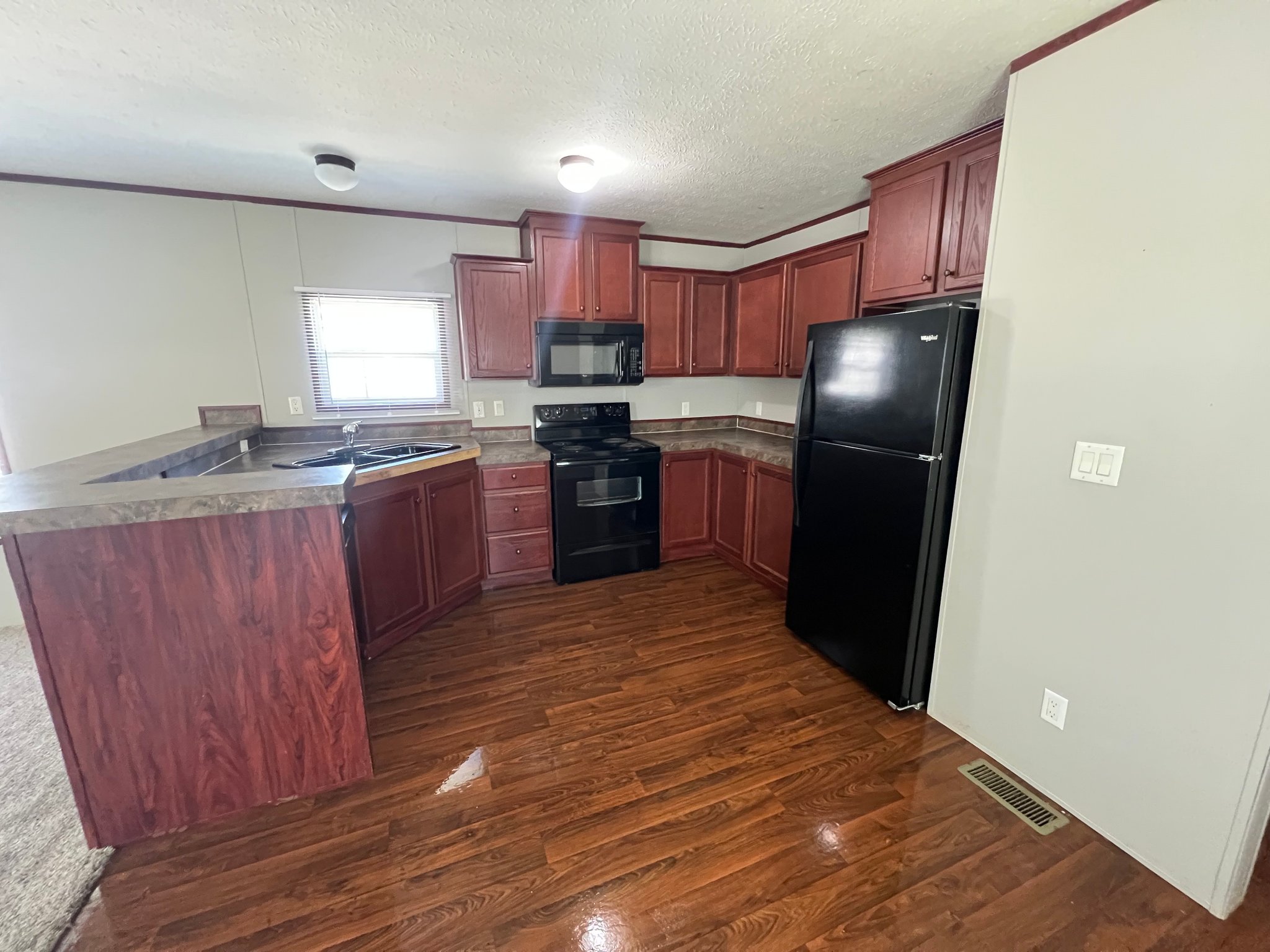 Hopkinsville Other: 191 Peach St