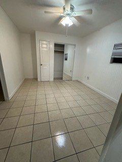 Palmetto Apartment: 2005-2011 Bayshore Rd