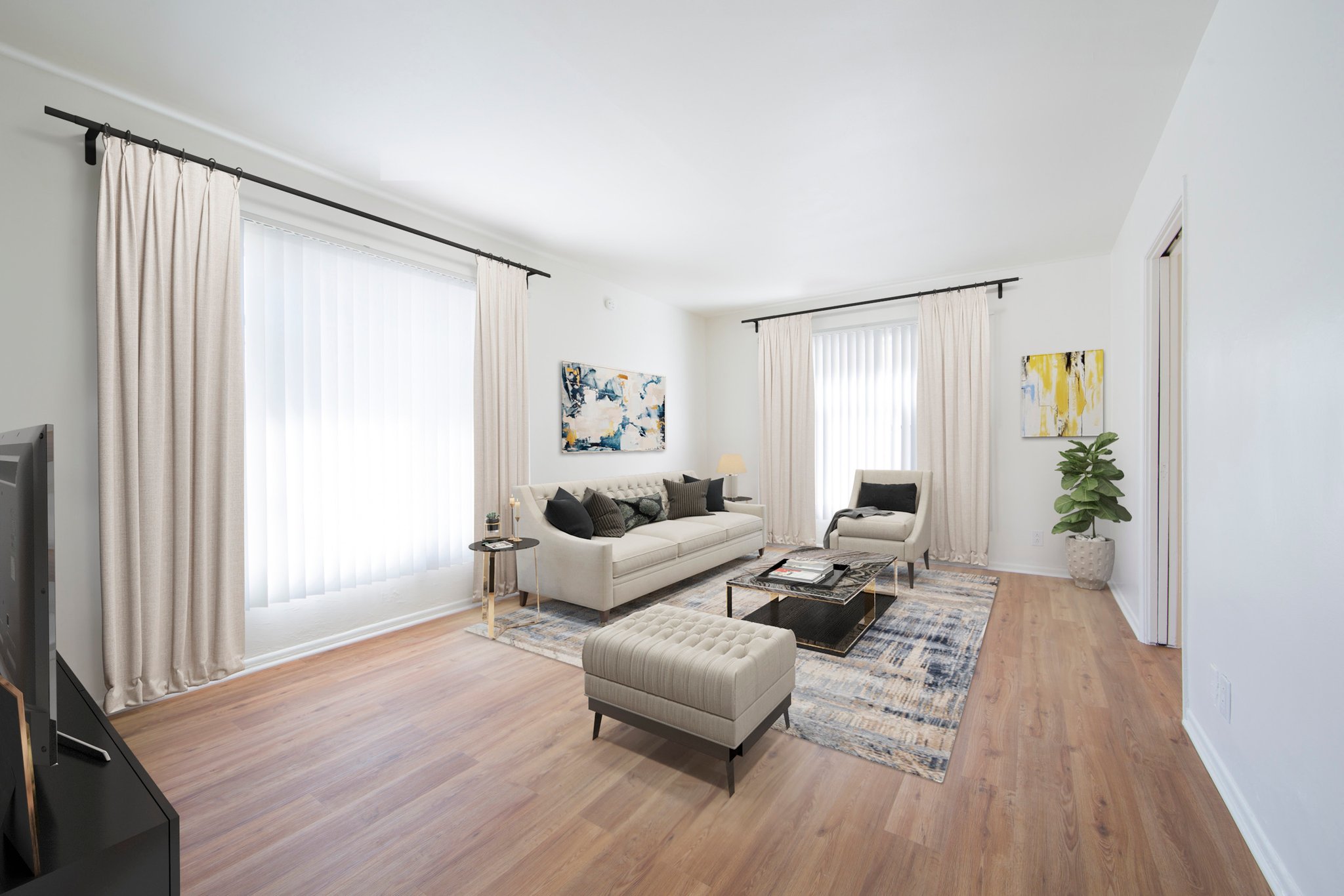 Los Angeles Apartment: 729 Gayley Ave