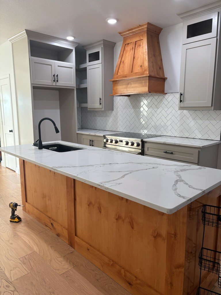 Bastrop House: 274 Pine View Loop
