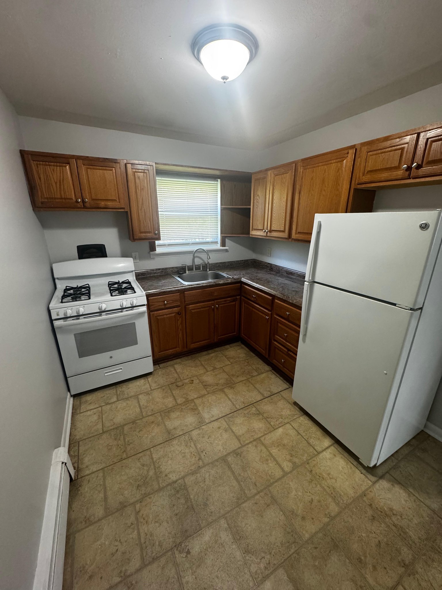 Eatontown Apartment: 175 South St