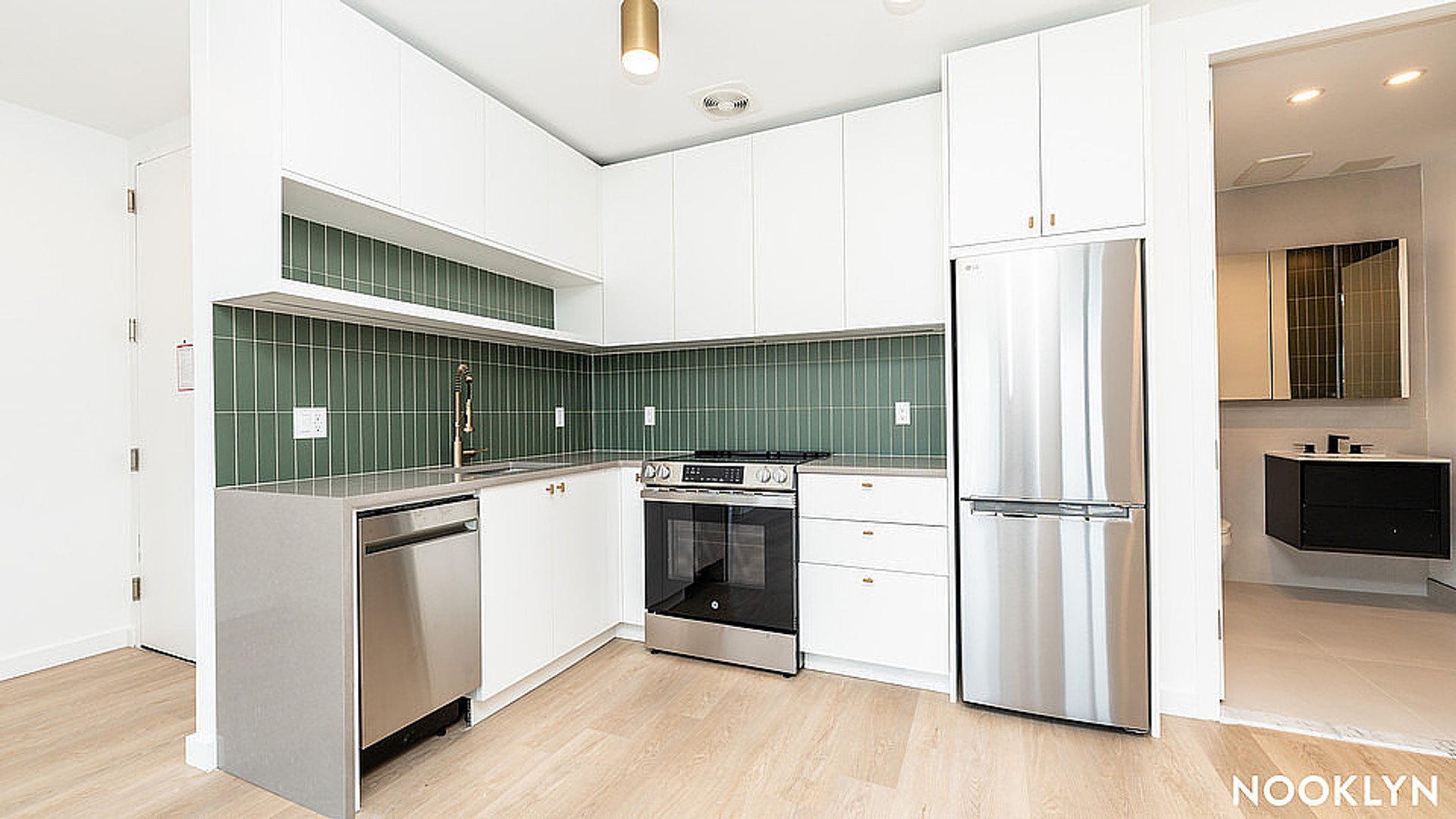 brooklyn Apartment: 527 Grand Ave