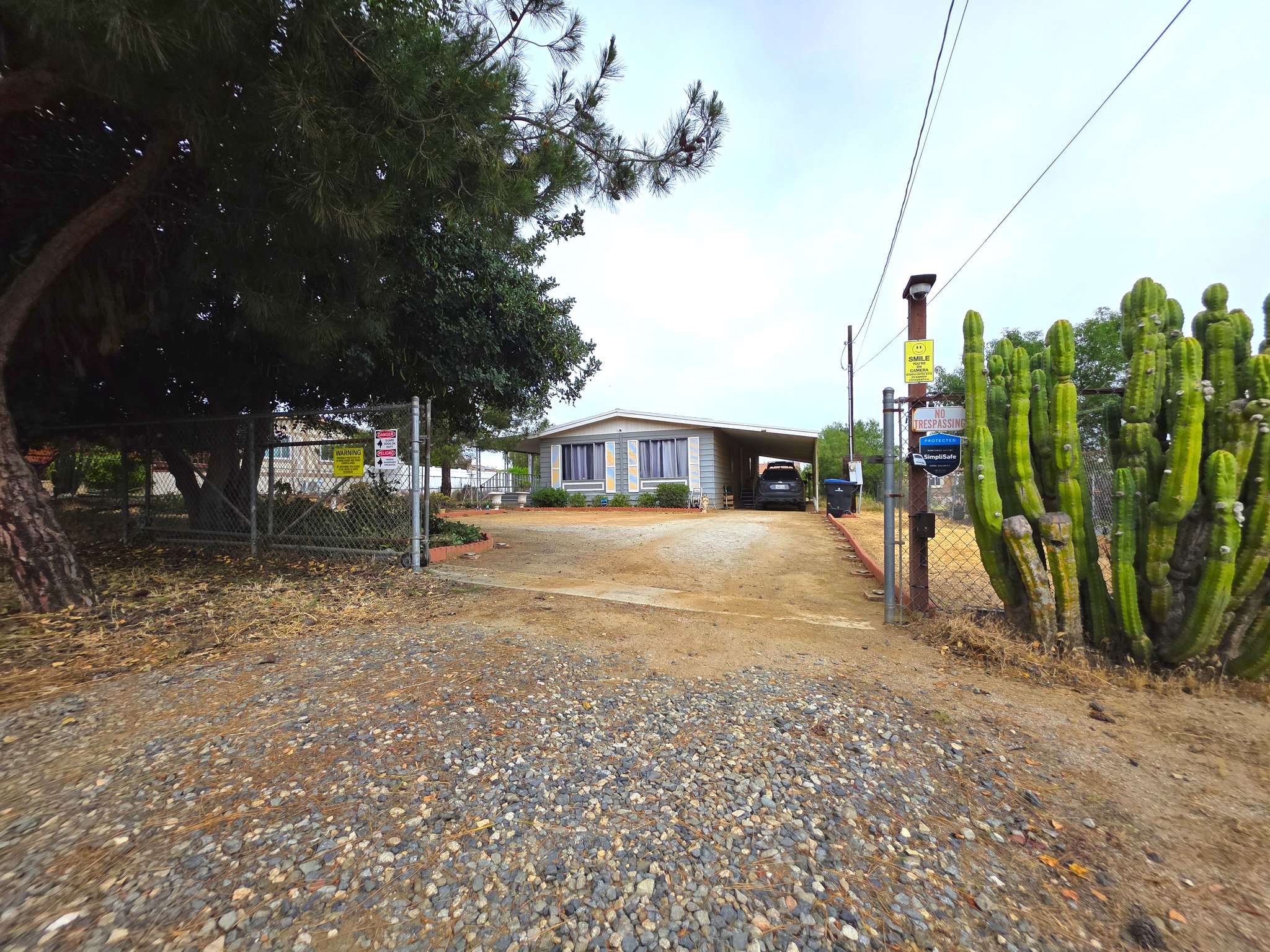Riverside Single Room: 18950 Woodcrest Ln