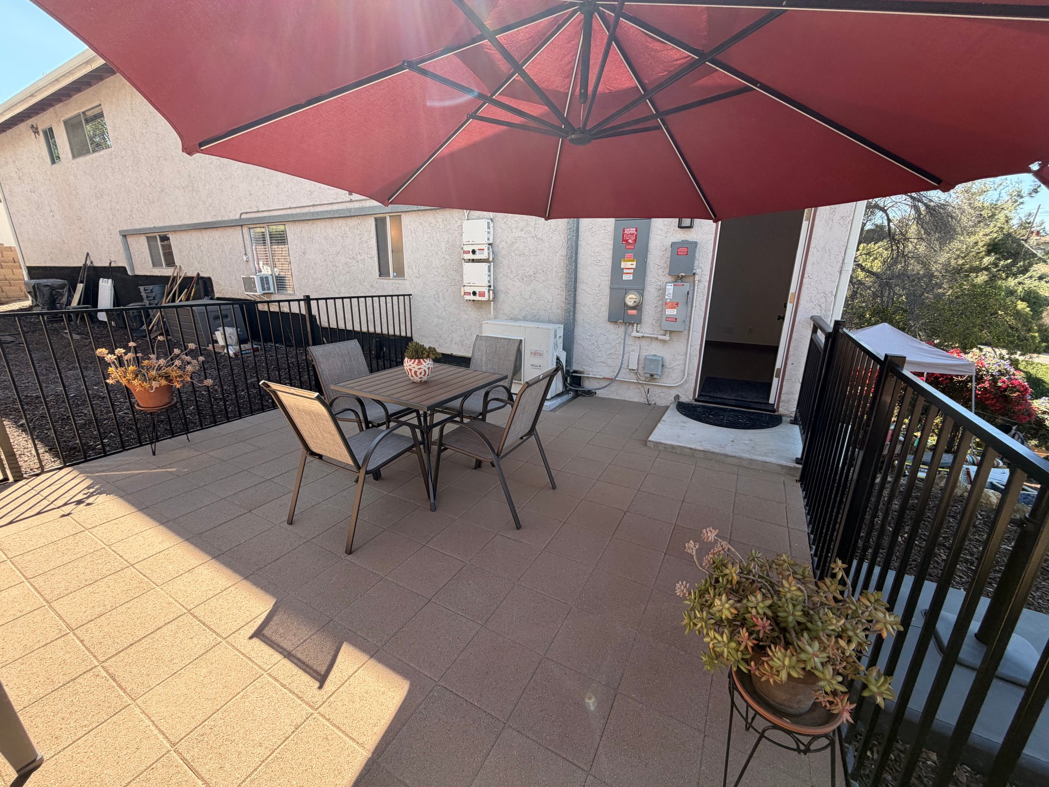 Vista Condo: 1949 Monte Vista Dr