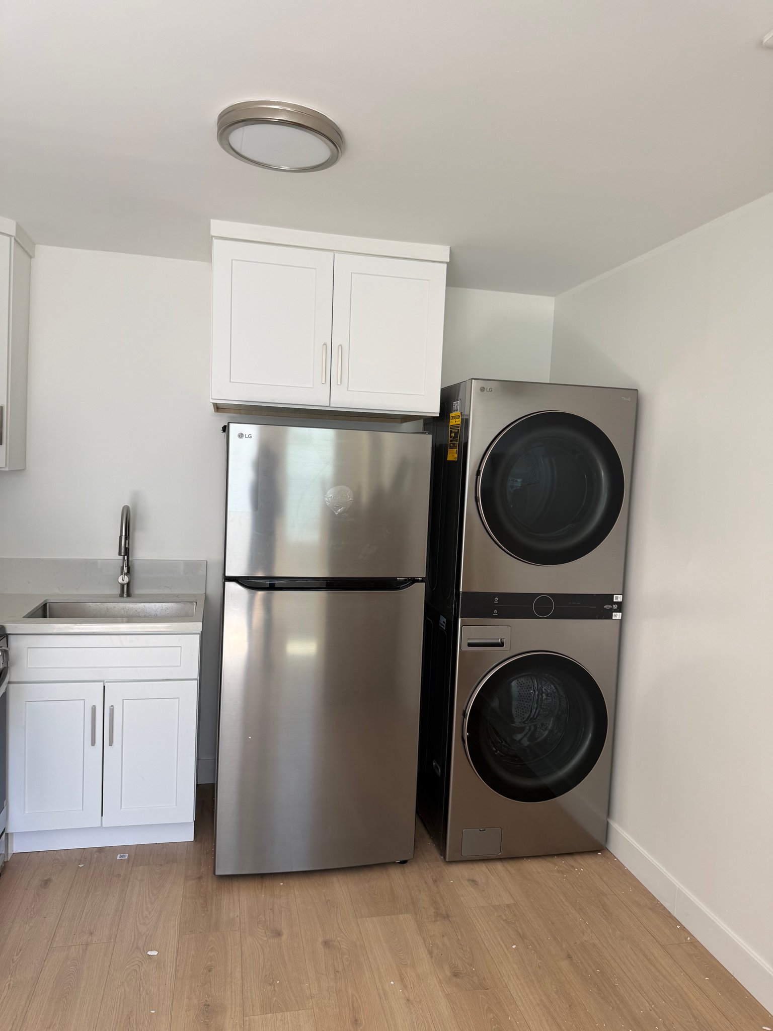 Los Angeles House: 8056 Darby Pl