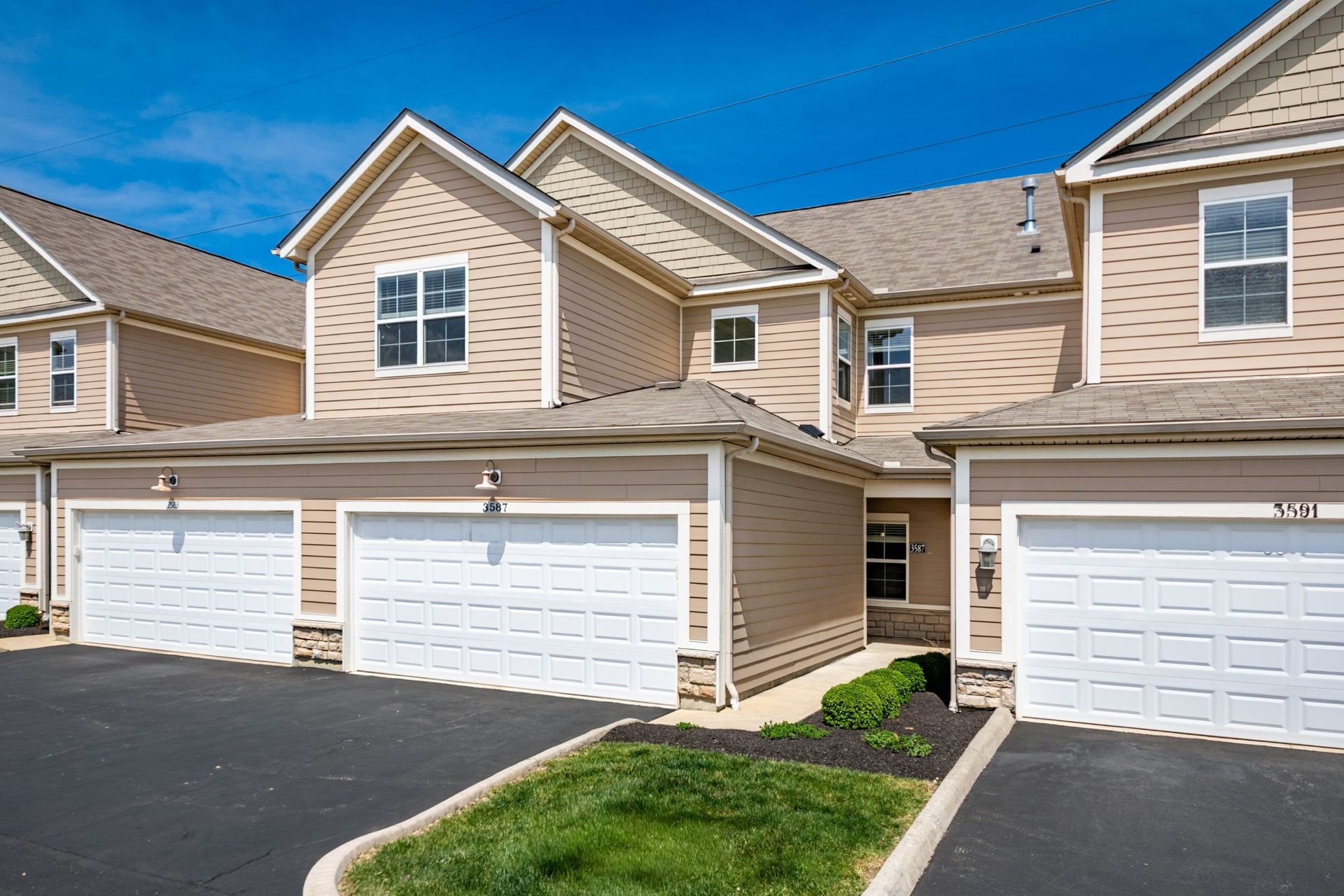 Lewis Center Condo: 3587 Evelynton Ave