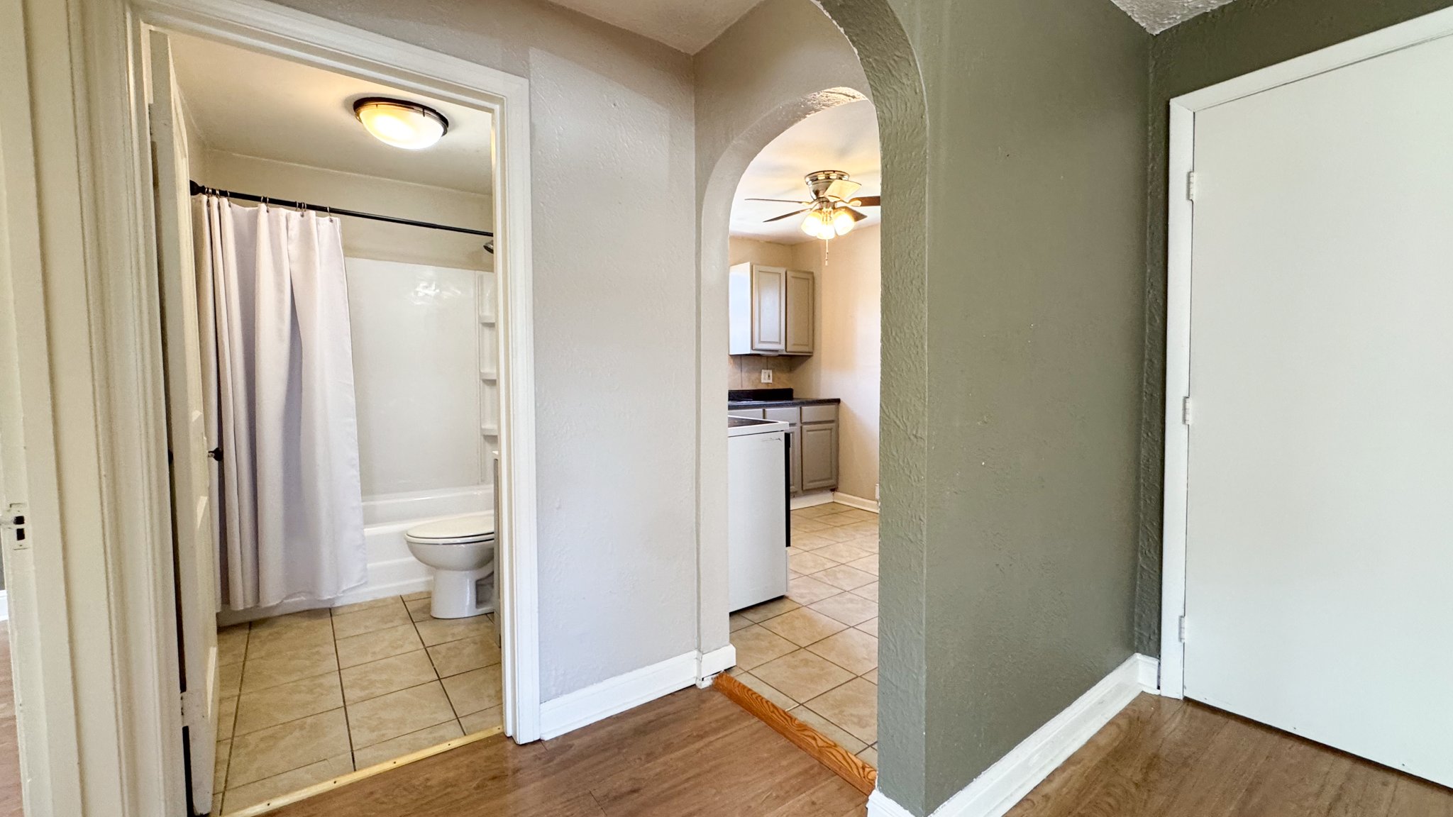 Huntington Multiplex: 321R S Walnut St