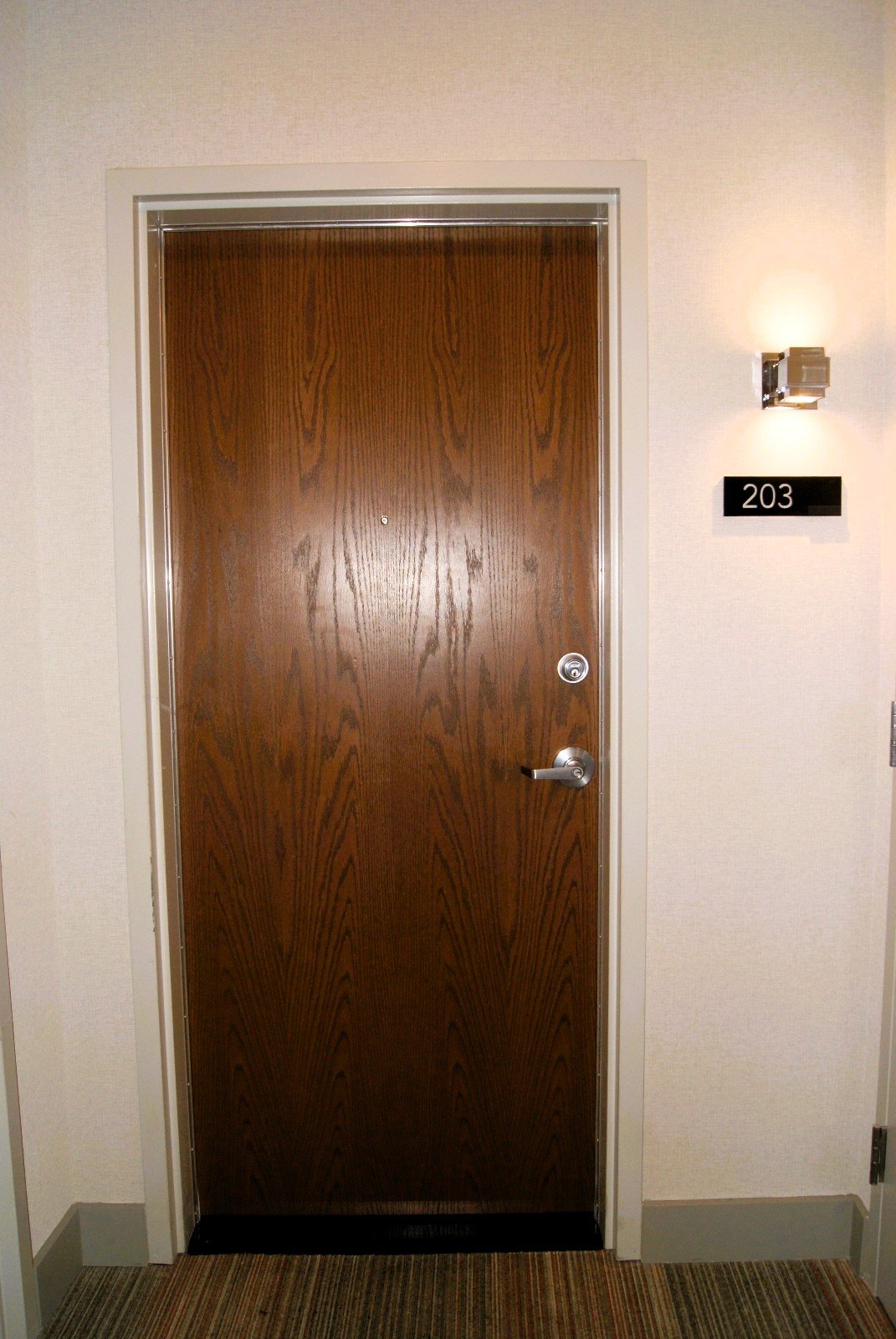 Washington Apartment: 2337 Champlain St NW