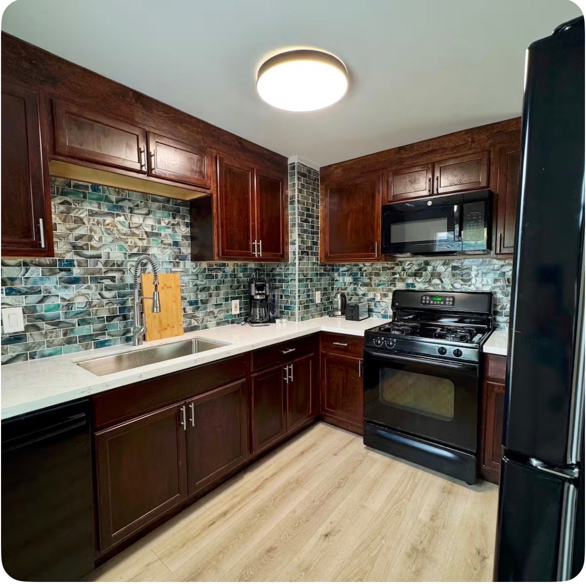 Portland Townhome: 5224 NE 62nd Ave