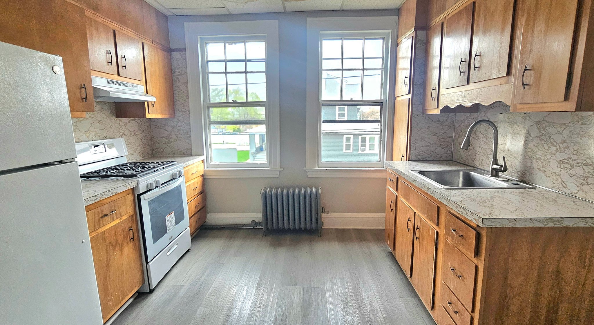 West Haven Apartment: 305 Main St