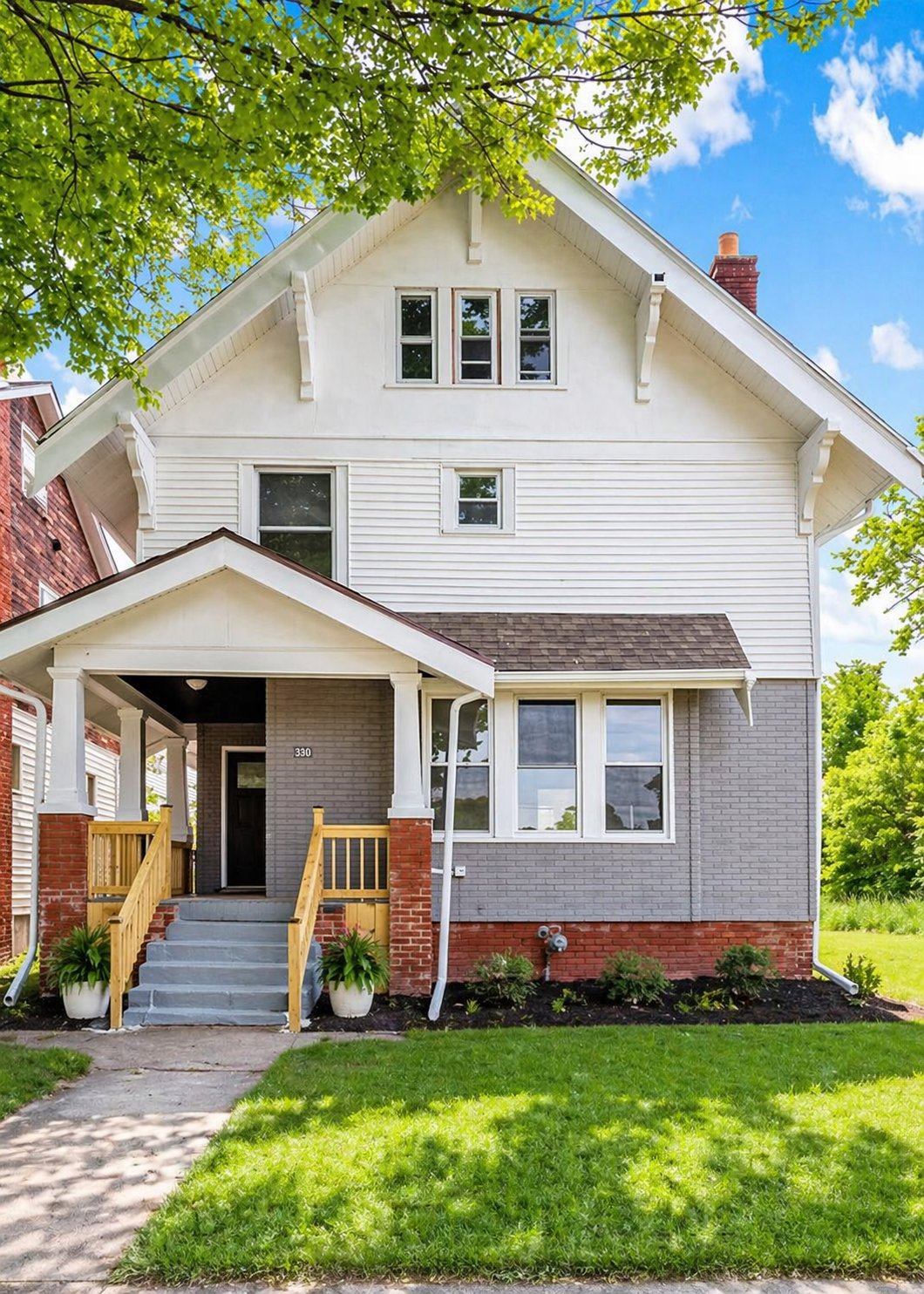 Detroit House: 330 Westminster St