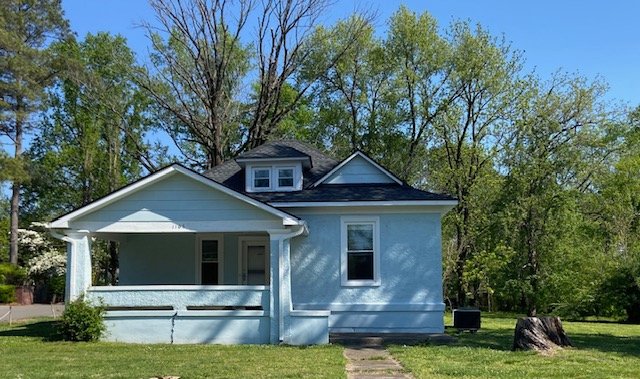 Murfreesboro House: 1105 Ewing Blvd